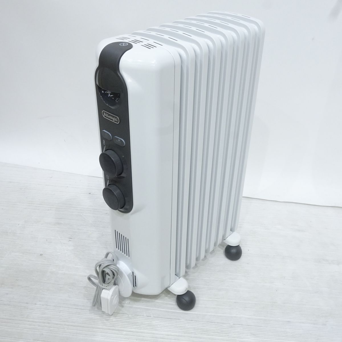 DeLonghi デロンギ アミカルド オイルヒーター RHJ35M0812 ※中古 