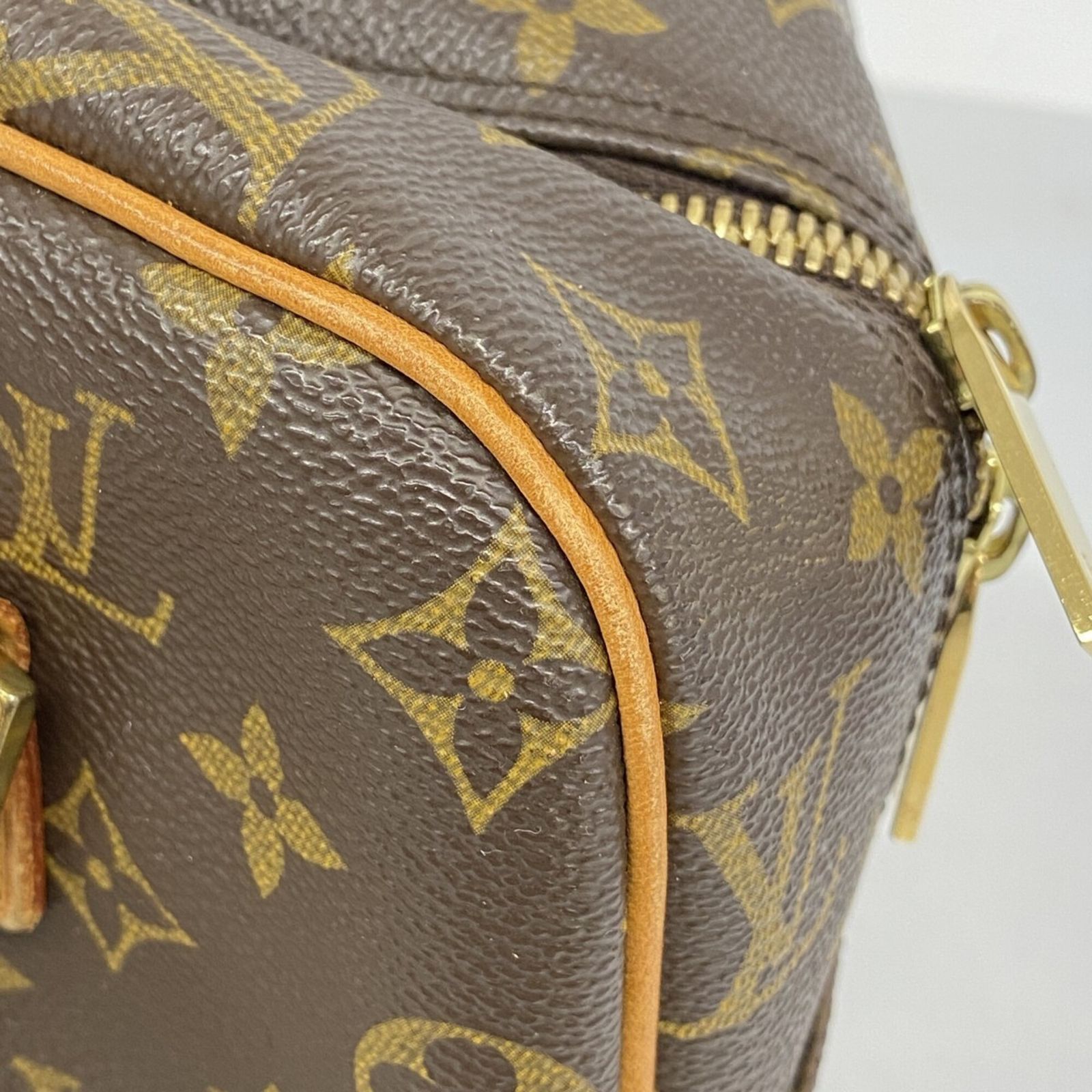 Buy from Japan Easily