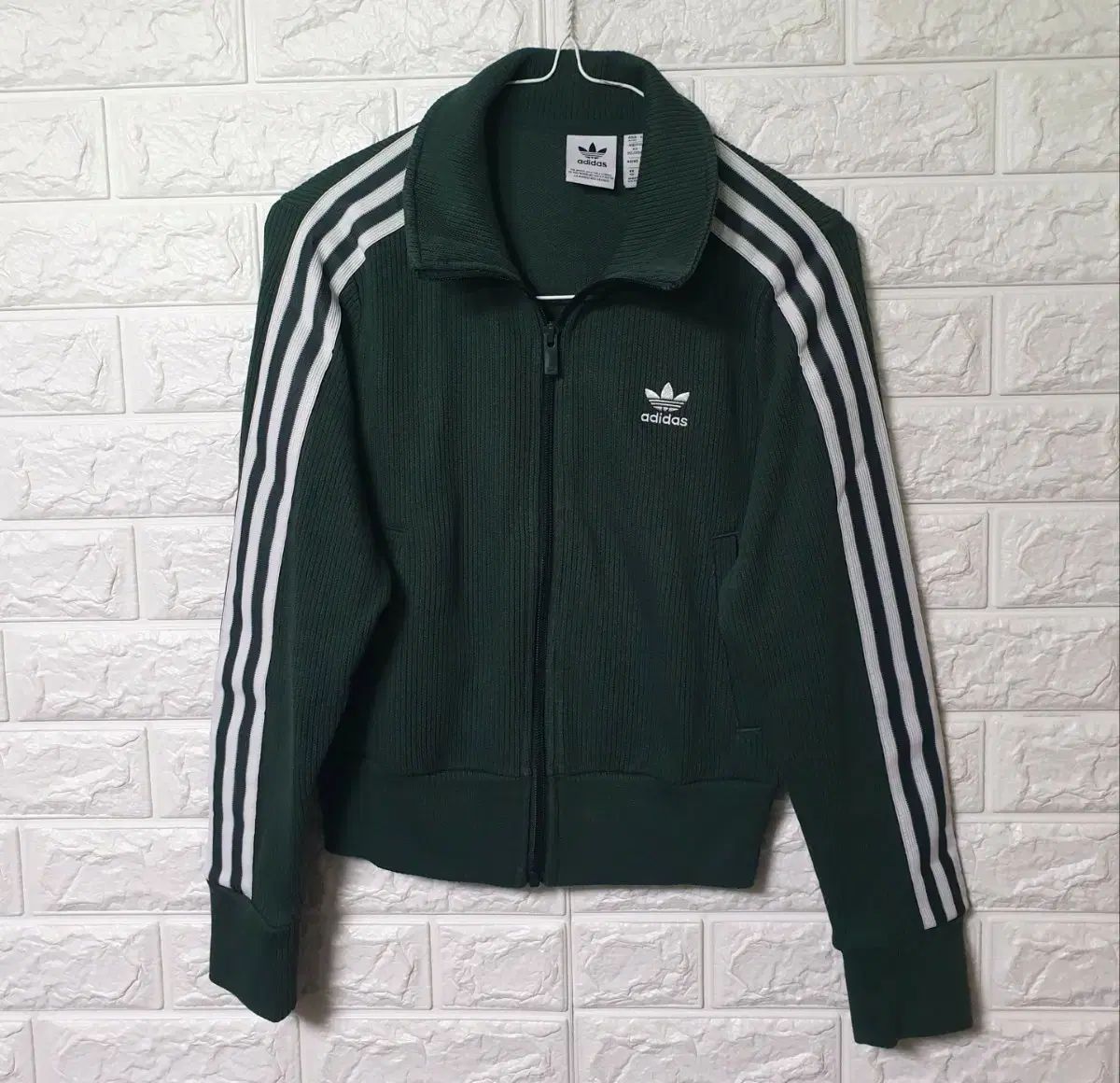 アディダス ニット トラックジャージ ジャージ 出品