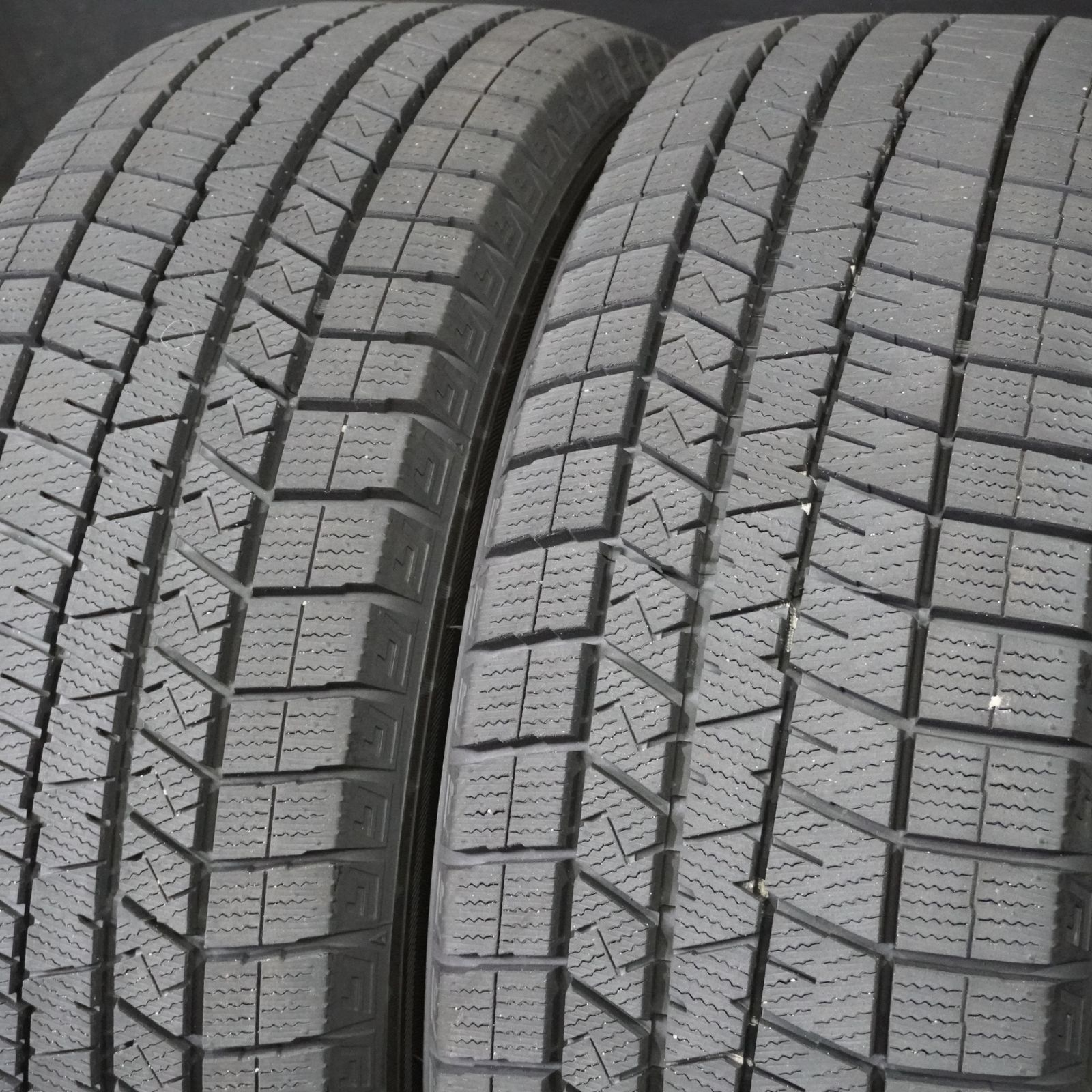 ダンロップ　215/80 R16 スタッドレス　バリ山 25年製 超バリ山 ダンロップ WINTER MAXX WM03 215/60R16 4本