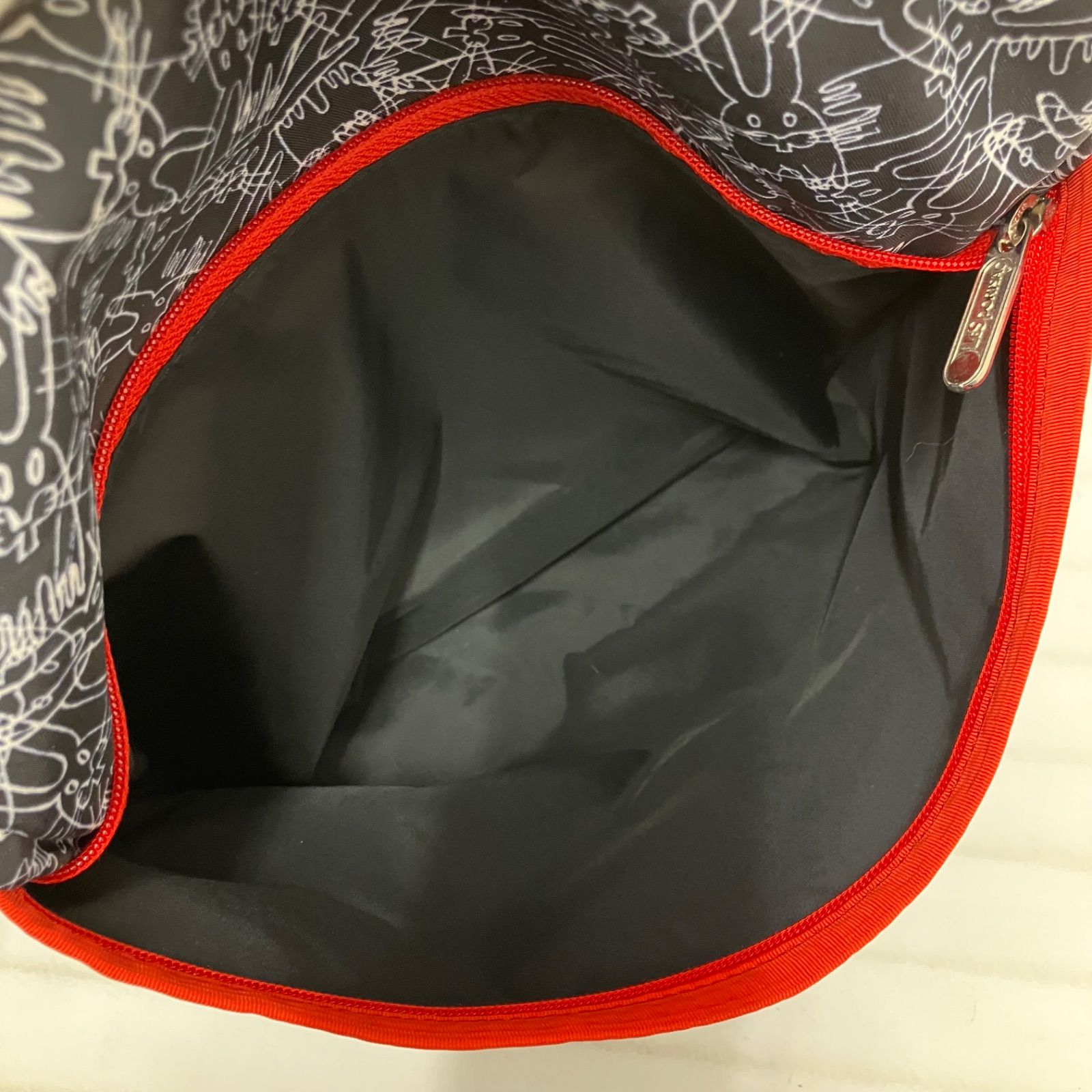 1375 LeSportsac レスポートサック ショルダーバッグ 斜めがけ 紐調節 