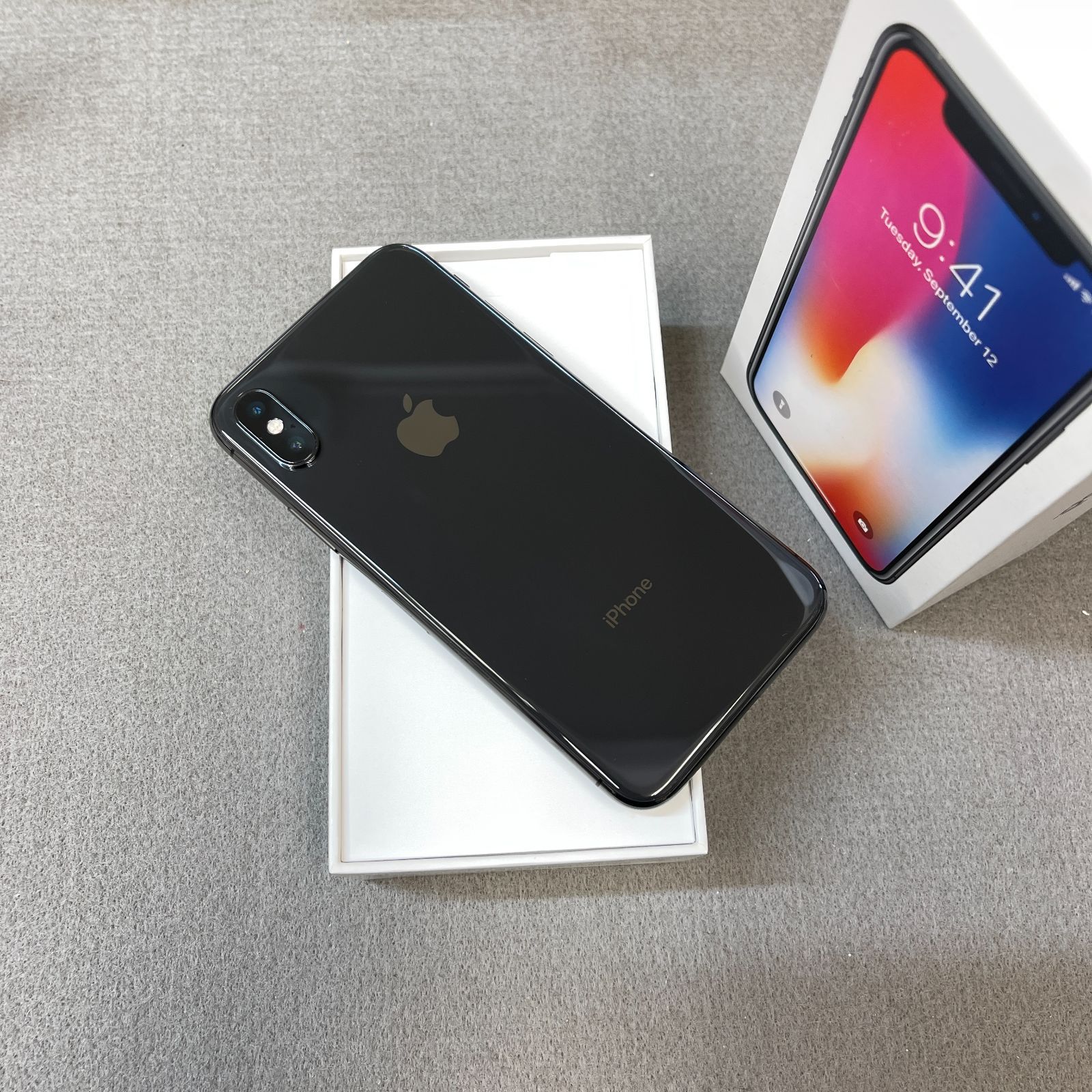 iPhone X 256GB スペースグレイ【新品同様/SIMフリー】送料無料 - メルカリ
