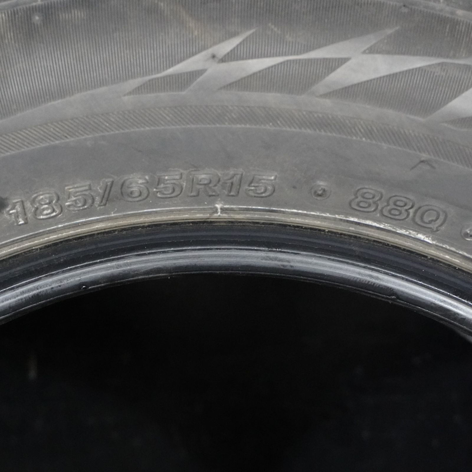 24年製 溝あり ブリヂストン BLIZZAK VRX2 185/65R15 4本 スタッドレス 