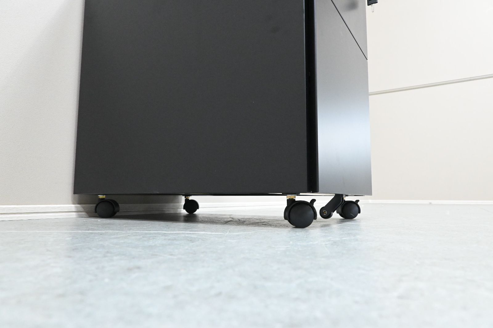 ☆展示美品☆Cassina ixc. カッシーナ・イクスシー デスクワゴン AF