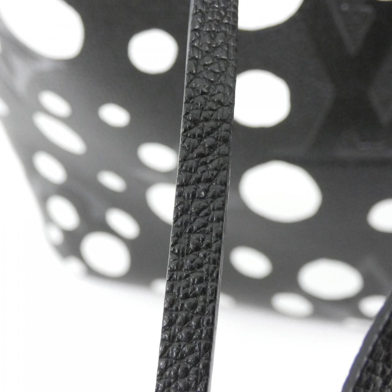 Buy from Japan Easily