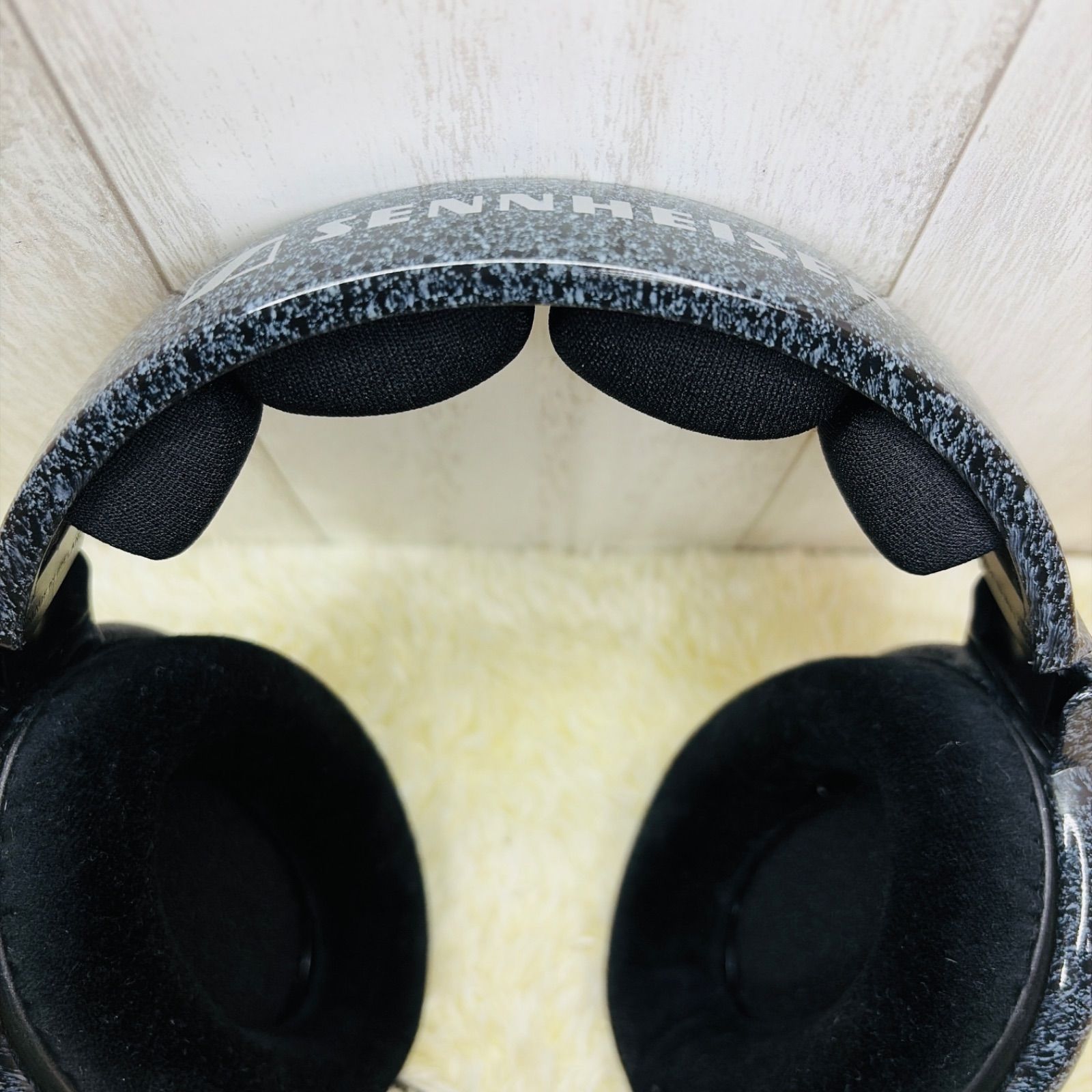 美品】SENNHEISER ヘッドホン オープン型 HD600 旧パッケージ版