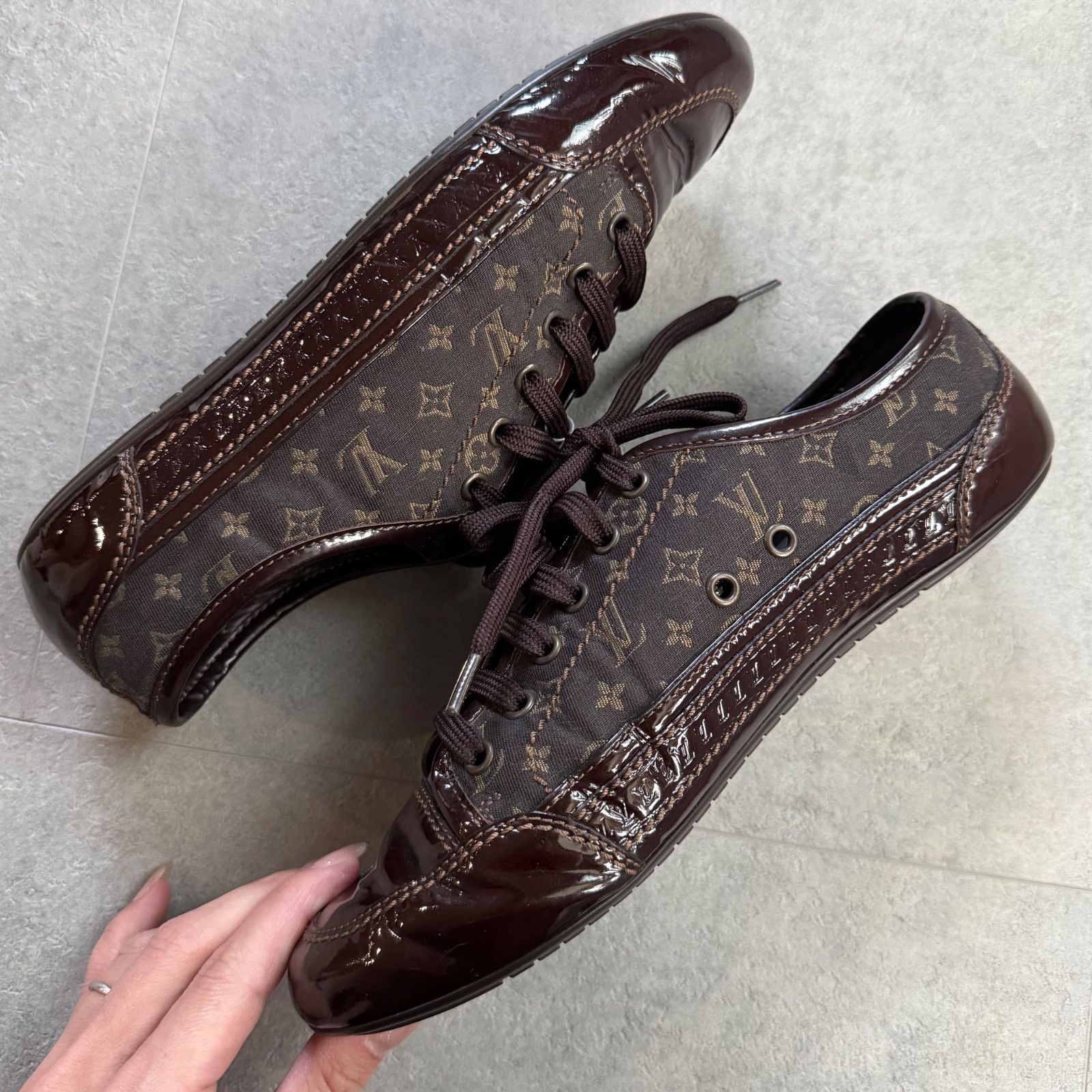 LOUIS VUITTON ルイヴィトン モノグラム キャンバス パテントレザー 