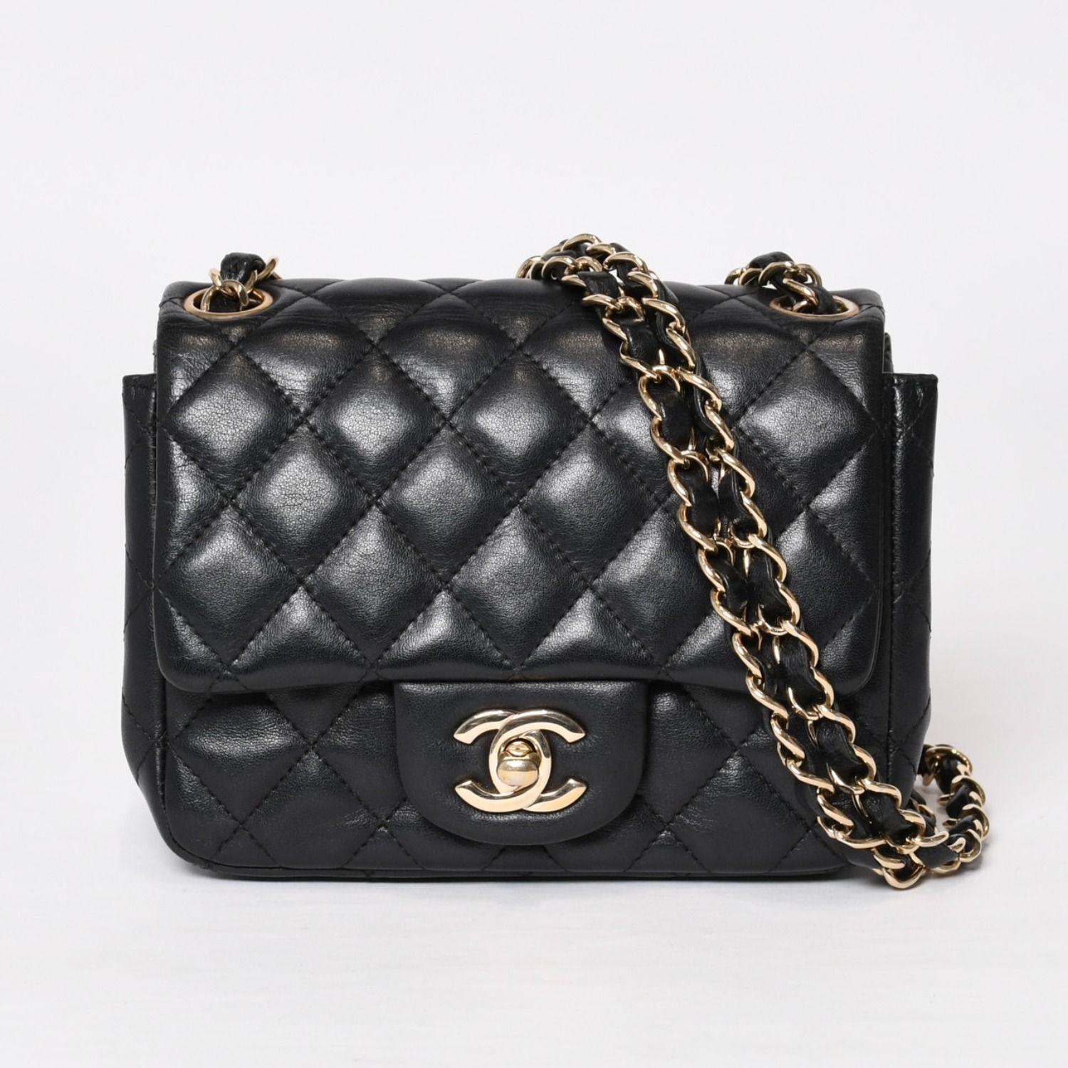 CHANEL シャネル ミニマトラッセ16 Sフラップ Sチェーンショルダー 