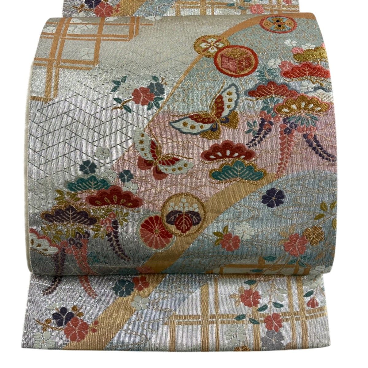 袋帯 秀品 蝶 笠松 金糸 唐織 銀色 六通 正絹 【中古】 - メルカリ 袋帯 秀品 蝶 笠松 金糸 唐織 銀色 六通 正絹 【中古】 - メルカリ