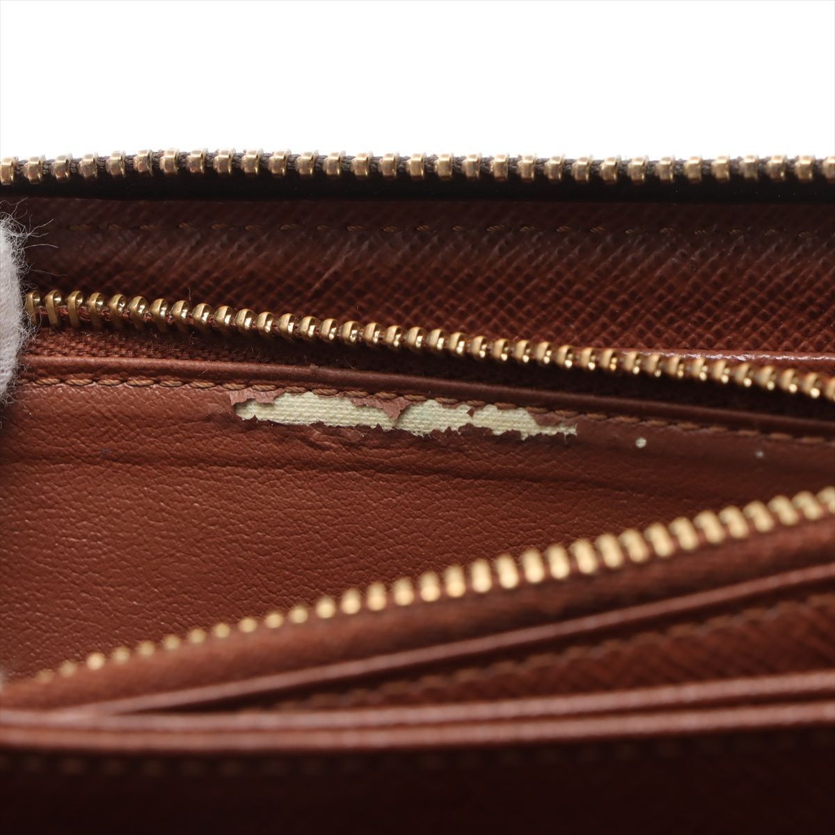 LOUIS VUITTON ルイ・ヴィトン モノグラム ジッピーウォレット 