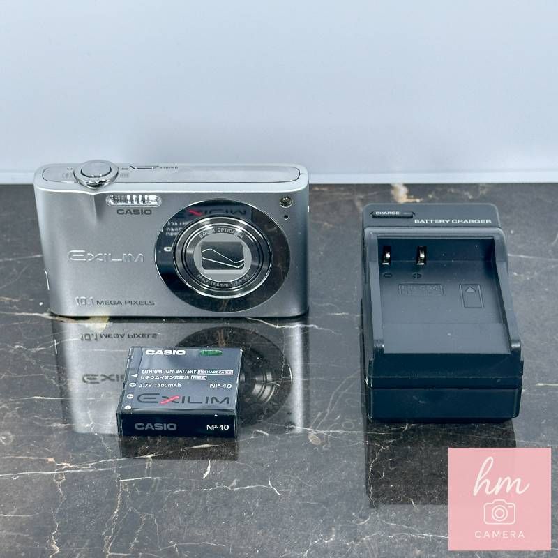 CASIO EXILIM EX-Z100 シルバー 1010万画素 光学4倍ズーム 広角28mm
