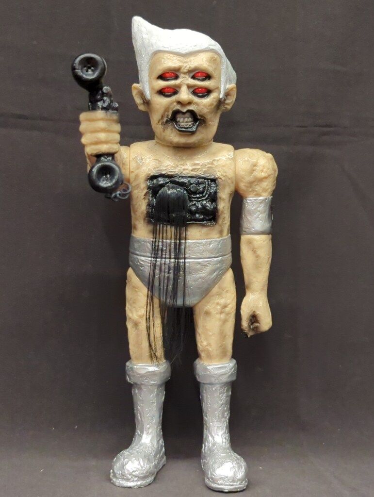 KAIJU TAN X KOOKRRR ASTROMAN 肌色/銀/黒/赤 KAIJU TAN X グッズ