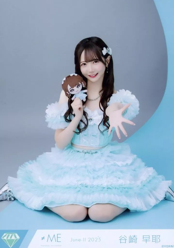 ノイミー　谷崎早耶　エメグリ衣装モーリーファンタジー コラボ　ヨリ 直筆生写真 ノイミー 谷崎早耶 エメグリ衣装モーリーファンタジー コラボ ヨリ