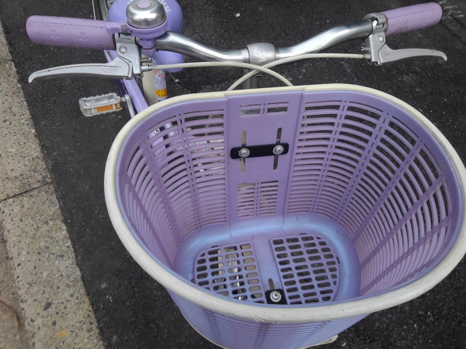 引き取り限定！(名古屋市昭和区)中古子供自転車4048 前後タイヤ 