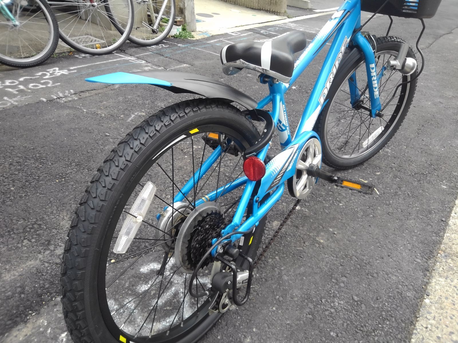 中古子供自転車4047 良品！ 前後タイヤ新品！ 20インチ 6段ギヤ 