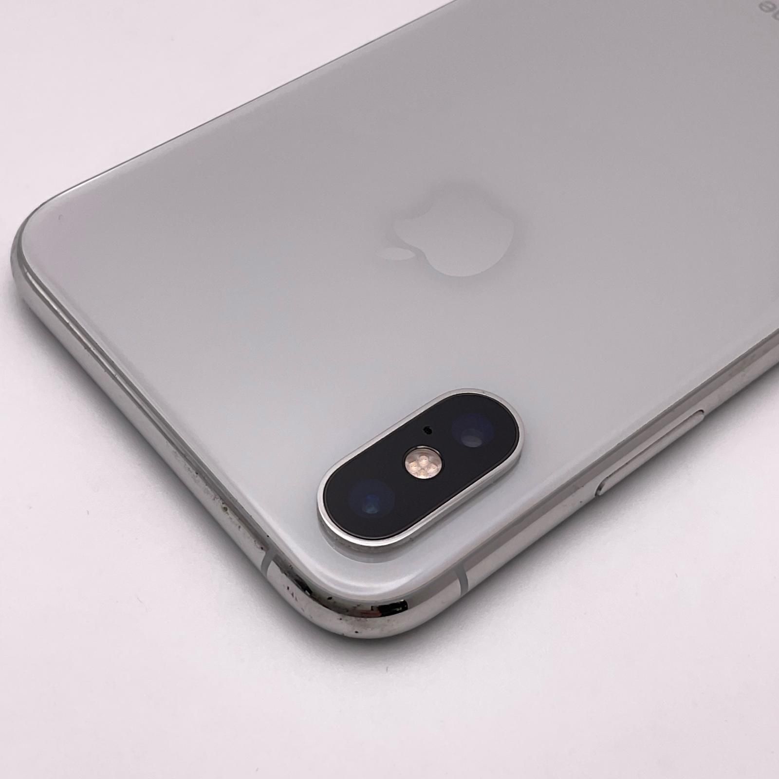 26020311 iPhone Xs 256GB シルバー au版シムフリー 【公式通販】