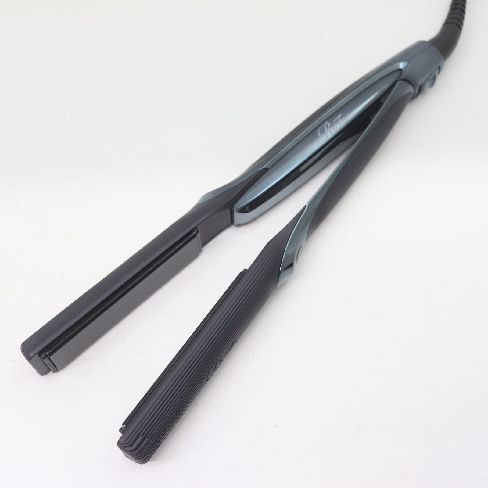 ITO3C3VSGFR4 未使用 MTG ReFa リファ TRAIGHT IRON PRO ストレート 