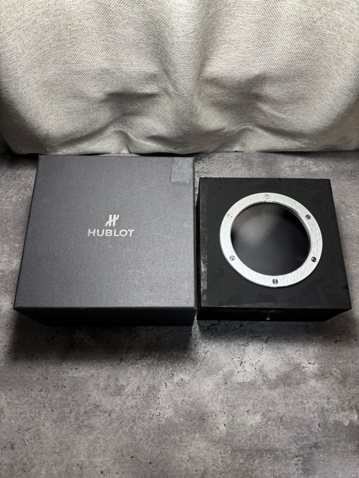 HUBLOT ウブロ 空箱 腕時計ケース 取扱説明書付き - メルカリ