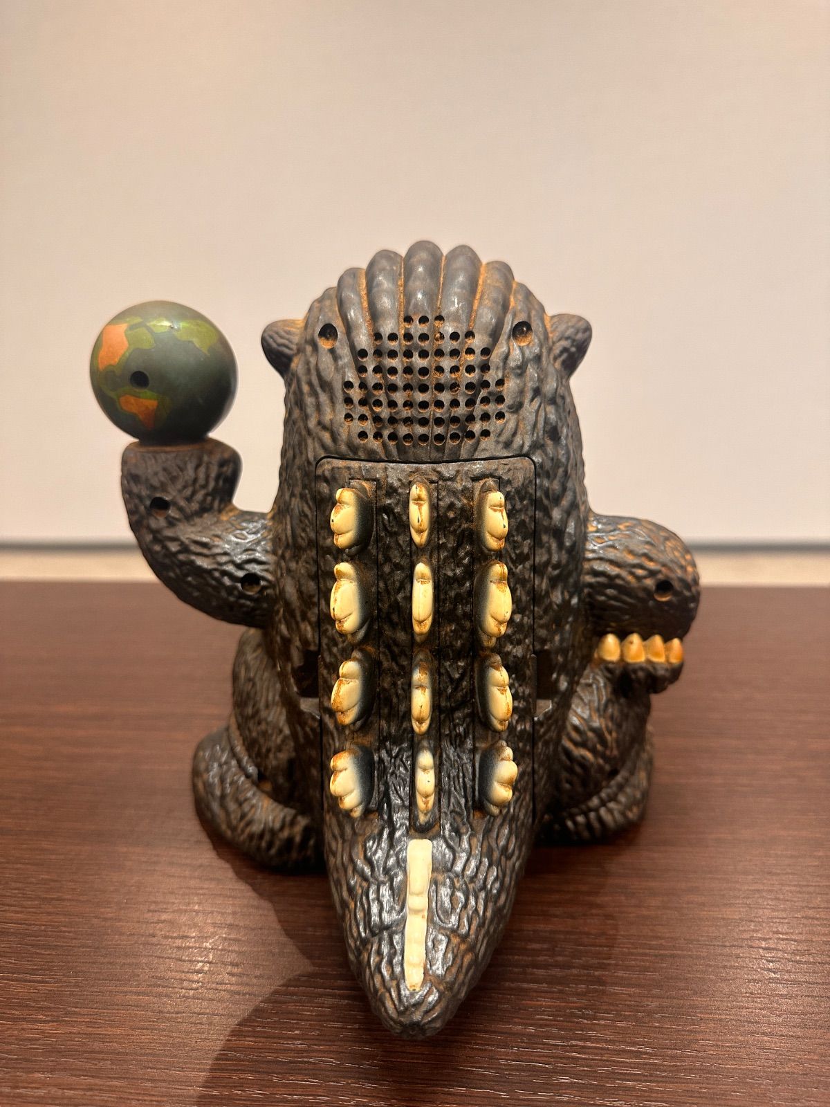 レア★ 置き時計 ゴジラ 目覚まし時計 当時物 壁掛けGODZILLA ジャンク ジャンク品】ゴジラ置き型目覚まし時計 - メルカリ