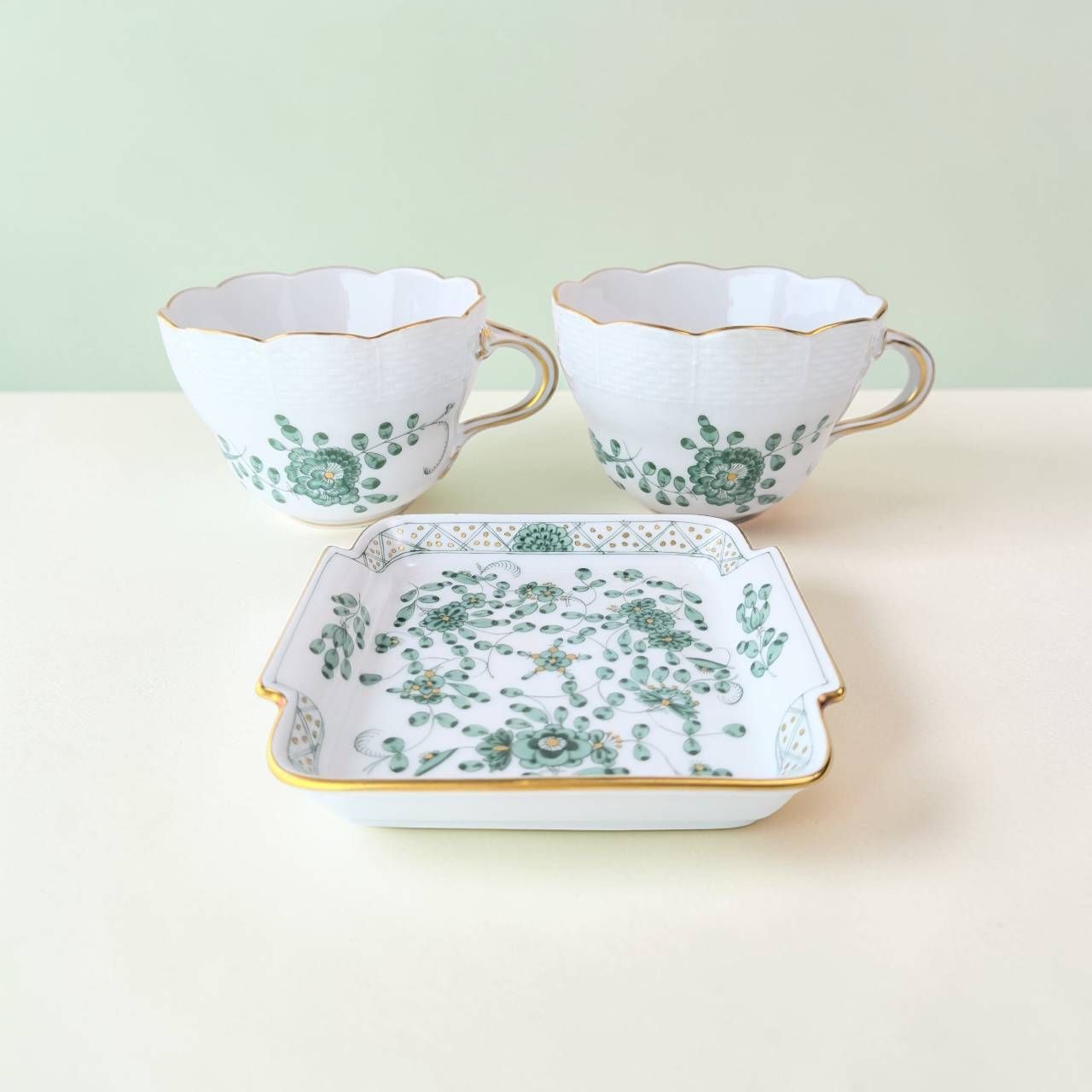 マイセン カップ 2客 プレート 金彩 緑 花 インドの華 - メルカリ