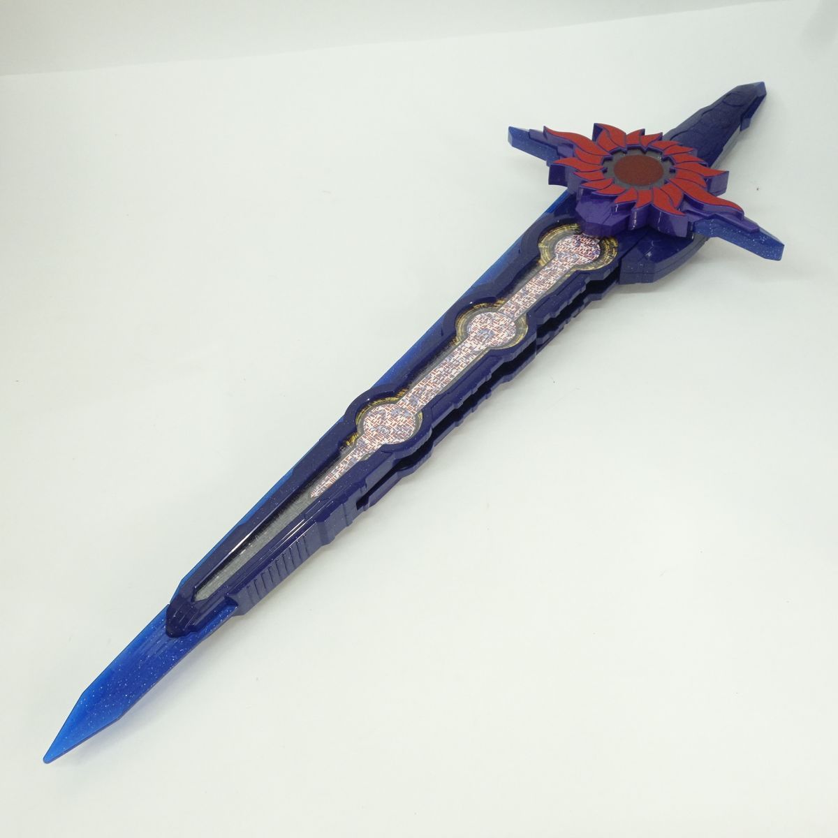 仮面ライダーセイバー 究極大聖剣 刃王剣十聖刃 輸送箱付き ※中古