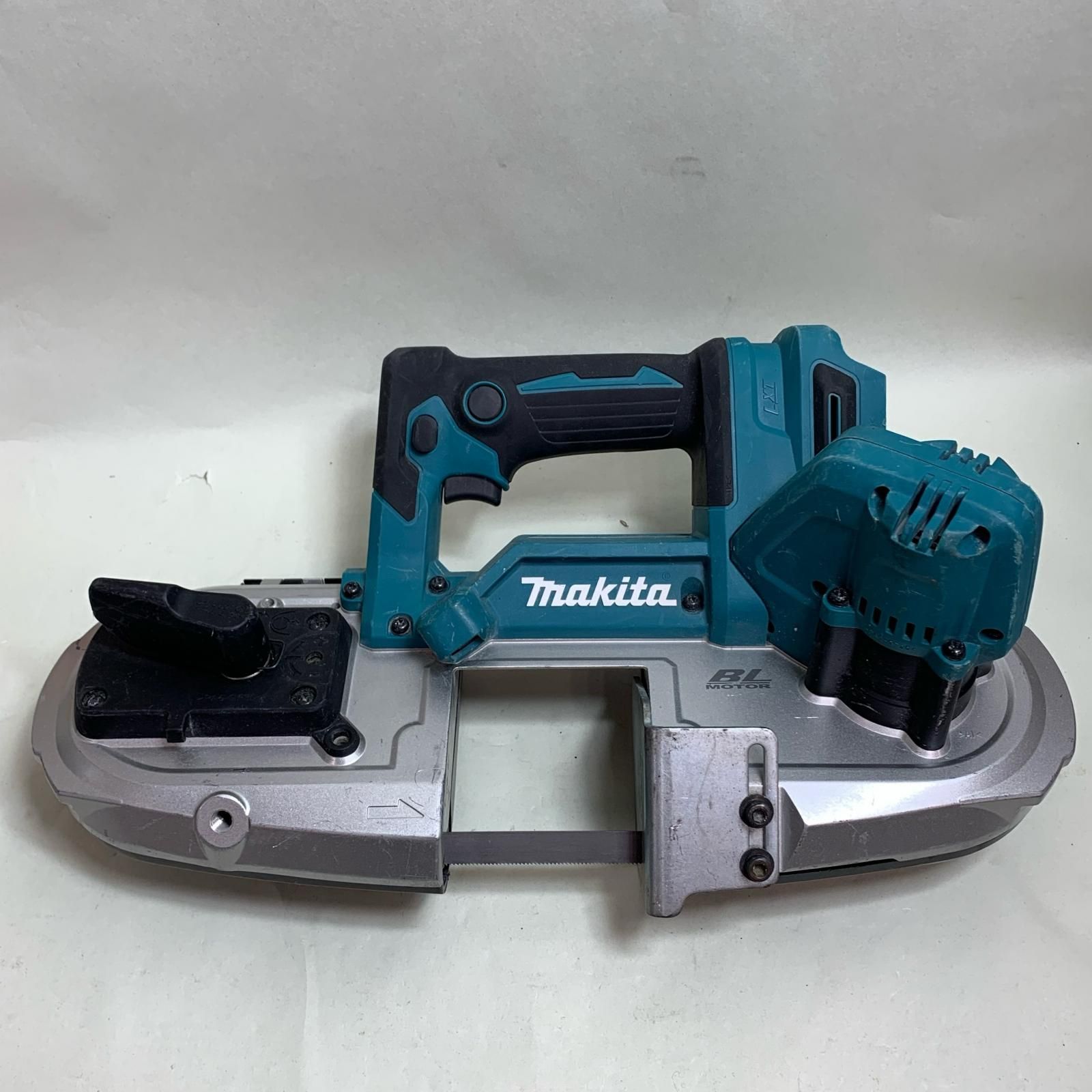 MAKITA マキタ 18V 充電式ポータブルバンドソー 本体のみ PB183D 