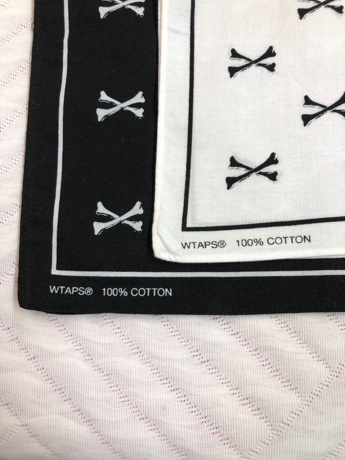 WTAPS BANDANA クロスボーン バンダナ ホワイト ブラック - メルカリ