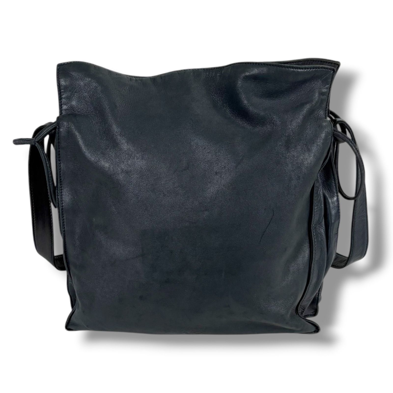 LOEWE/ロエベ/フラメンコ/ナッパレザー/巾着/ショルダー/バッグ LOEWE ロエベ 巾着型 ショルダーバッグ ポシェット ナッパレザー
