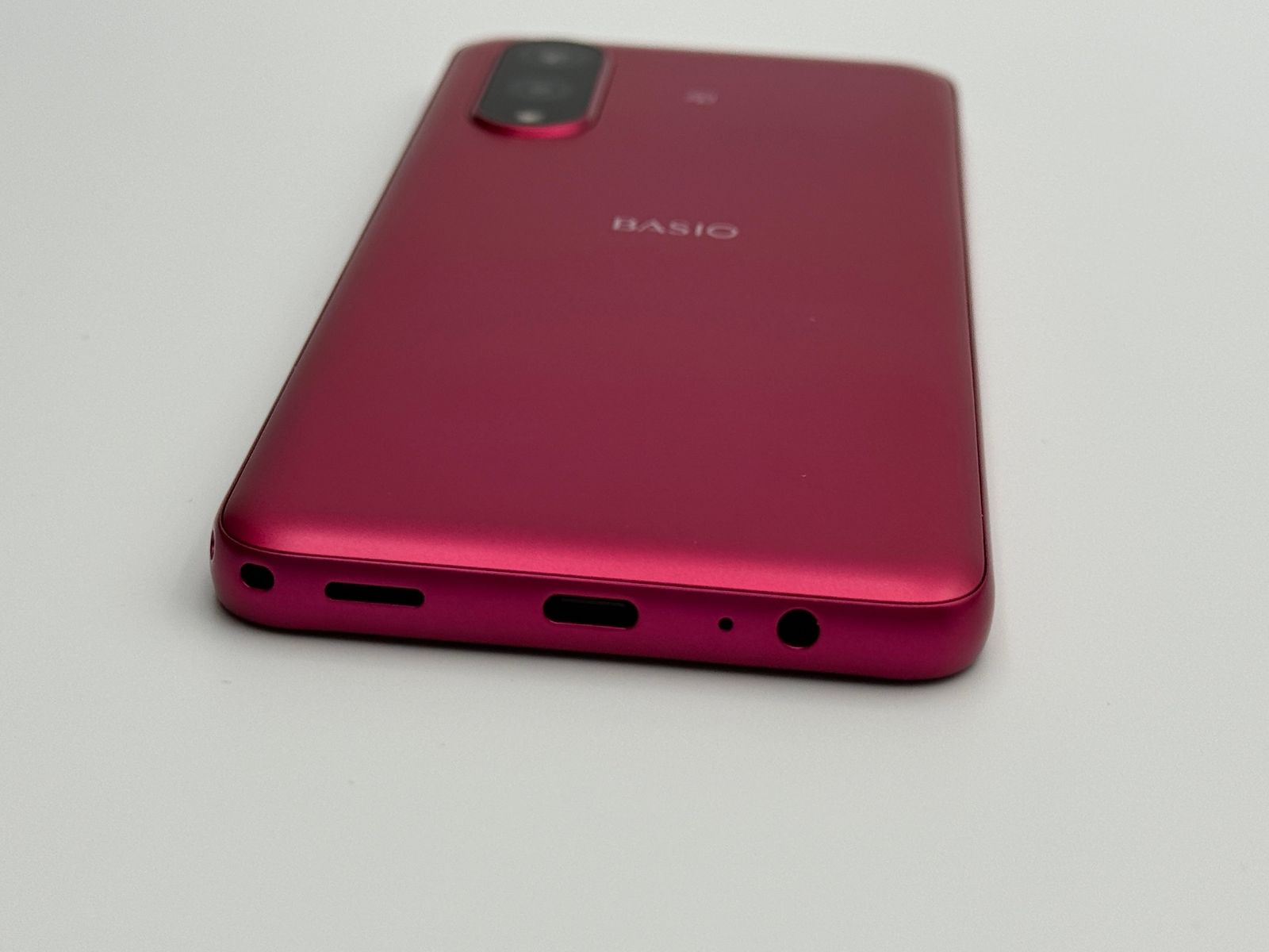 BASIO active3 KYG04 レッド SIMフリー 中古A - メルカリ
