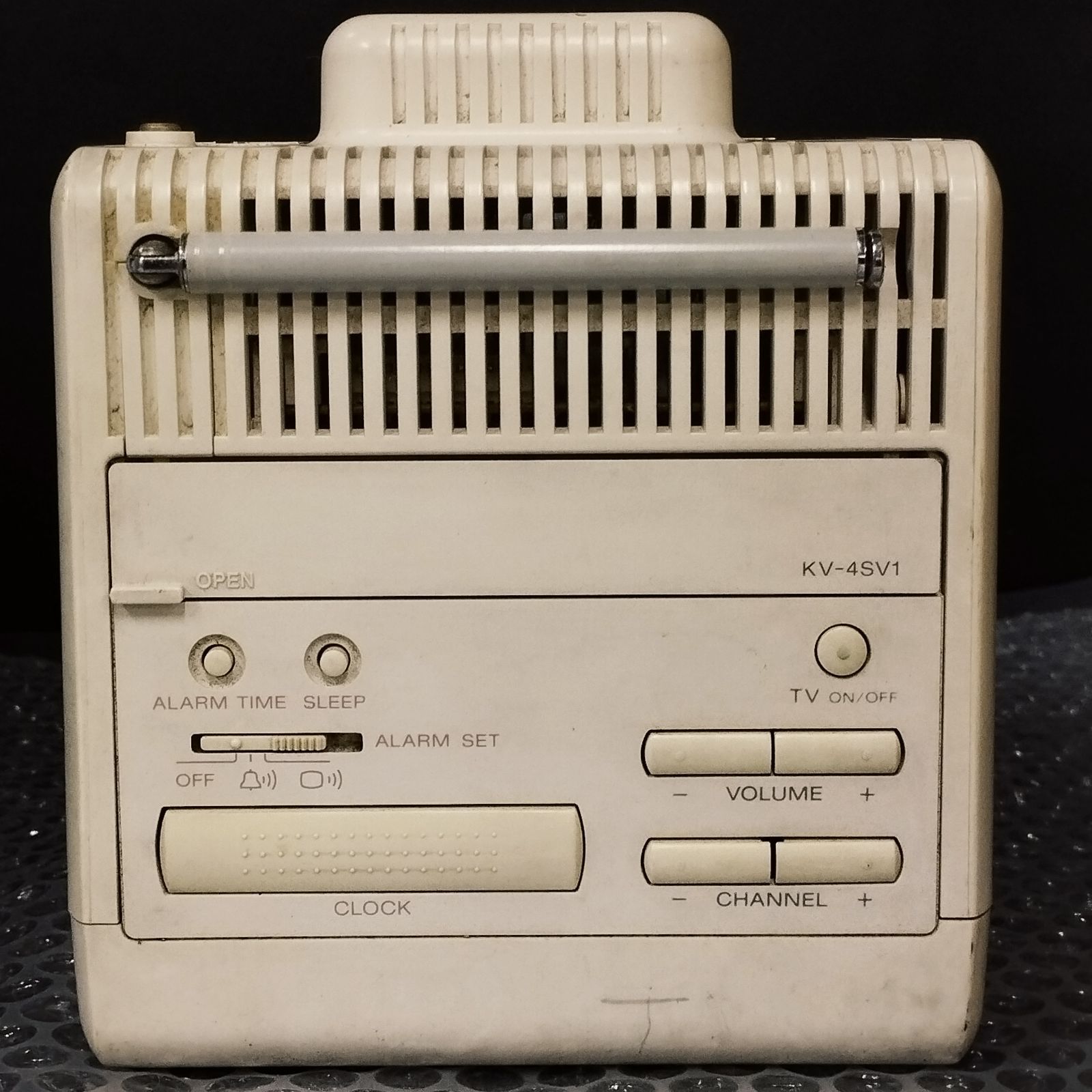 D38169】(現状品)SONY インデックストロン KV-4SV1 小型テレビ 88年 D38169】(現状品)SONY インデックストロン KV-4SV1 小型テレビ 88年