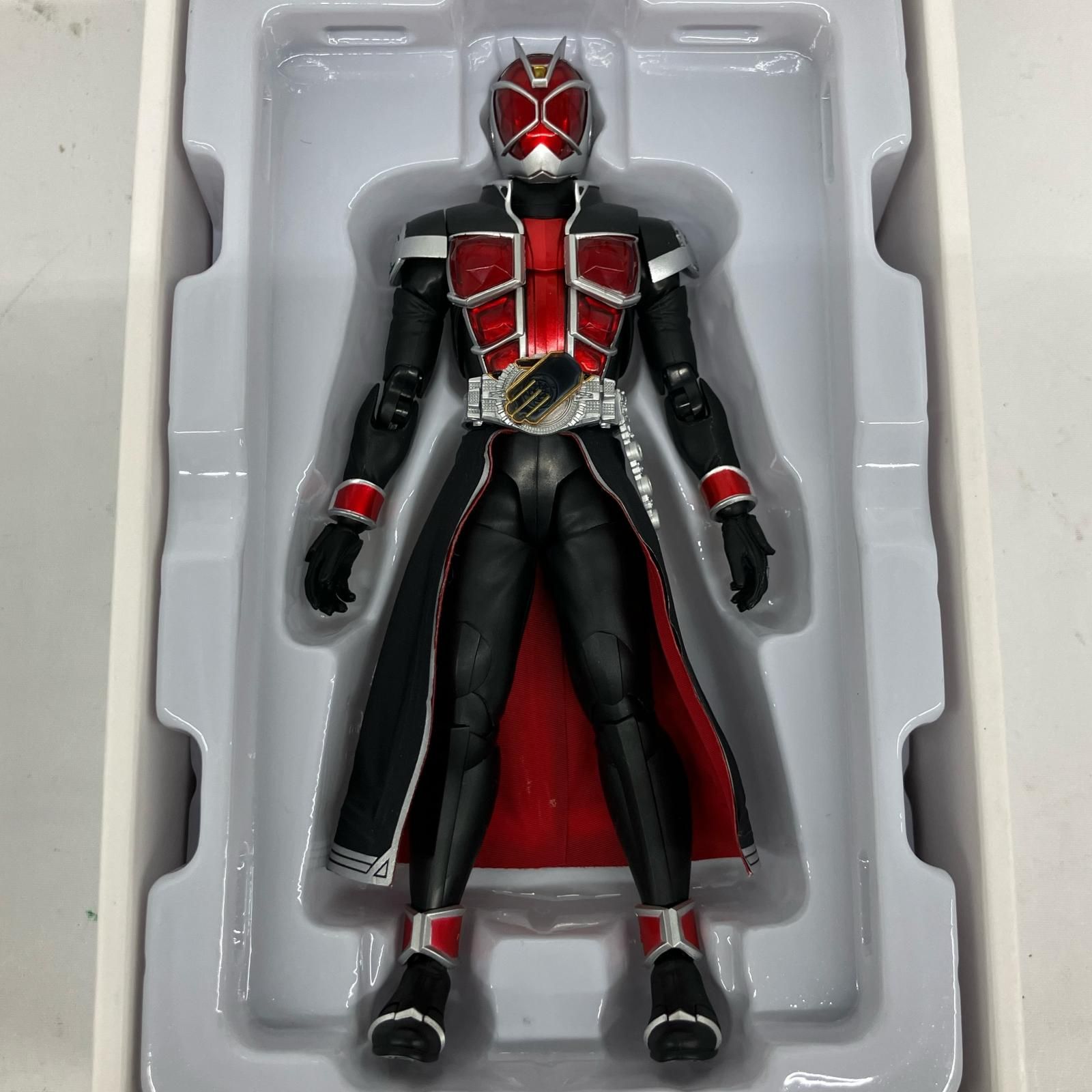 S.H.Figuarts フィギュア 真骨彫製法 仮面ライダーウィザード フレイム