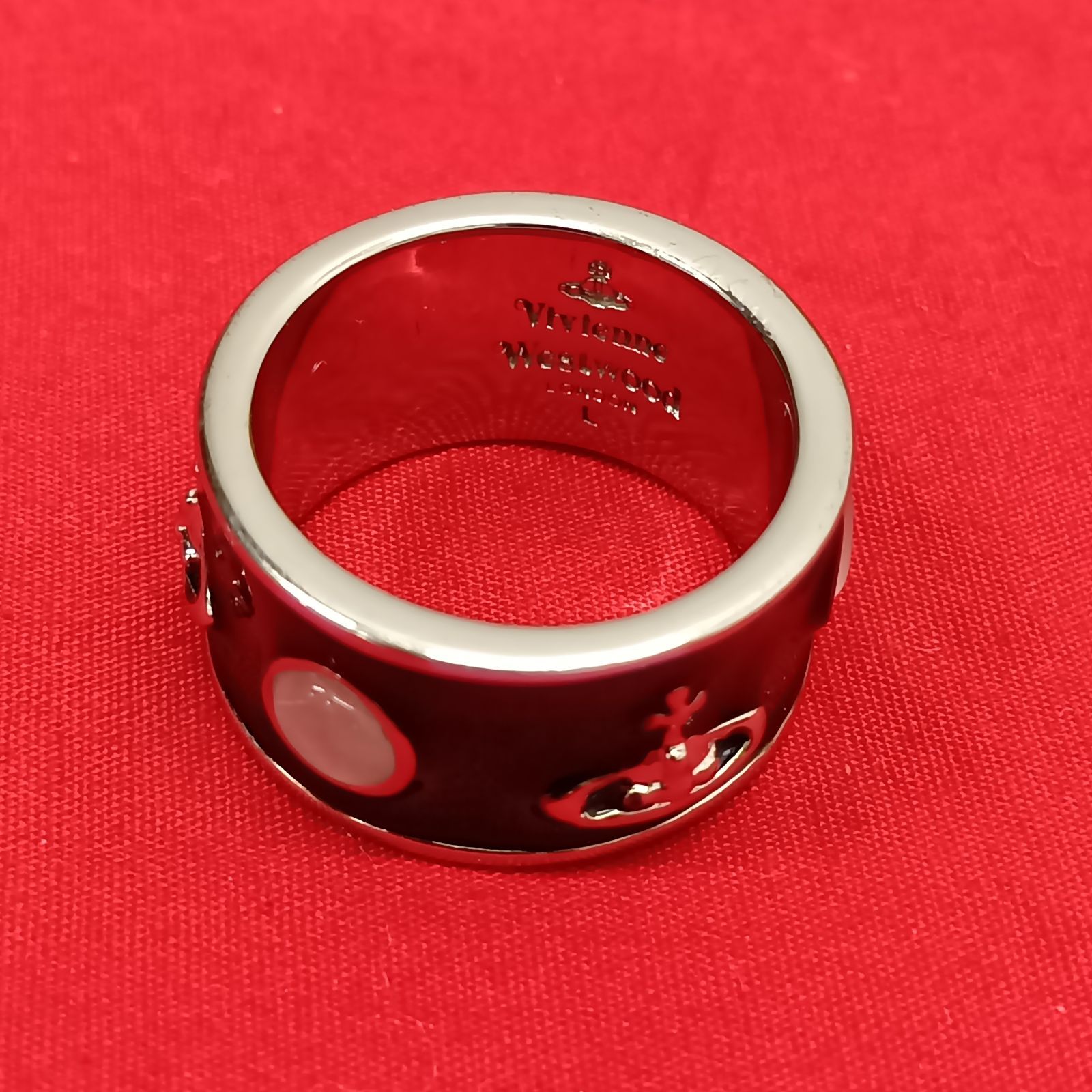 VIVIENNE WESTWOOD キングリング L ブラック シルバー VIVIENNE WESTWOOD キングリング L ブラック シルバー