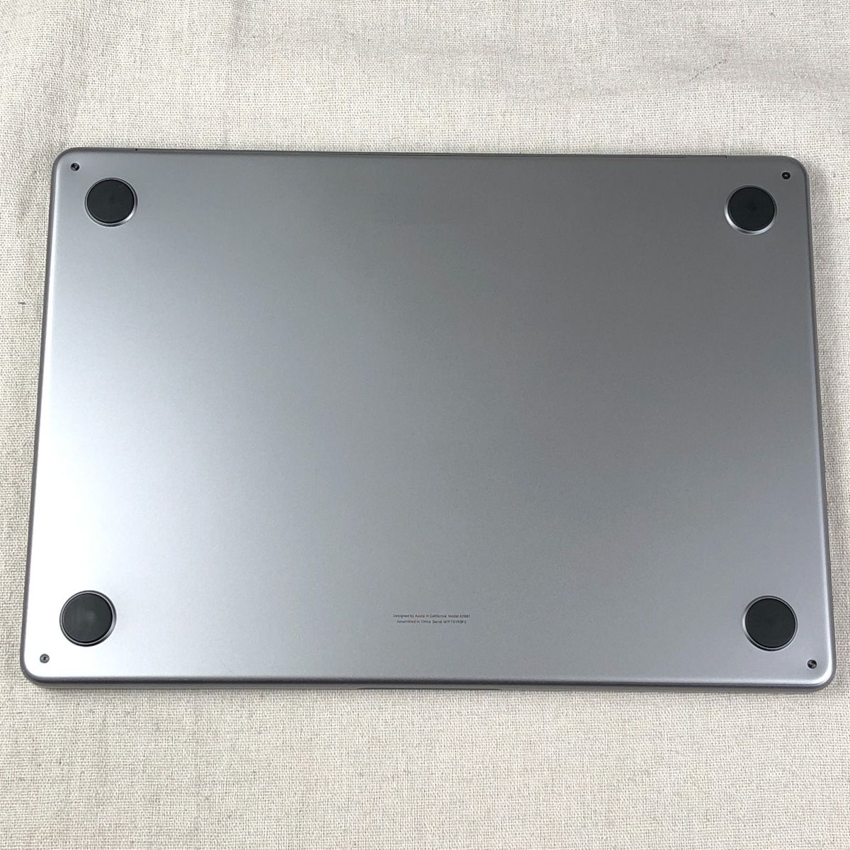 ジャンク Apple MacBook Air M2 8GB/256GB ホワイトスポット多数