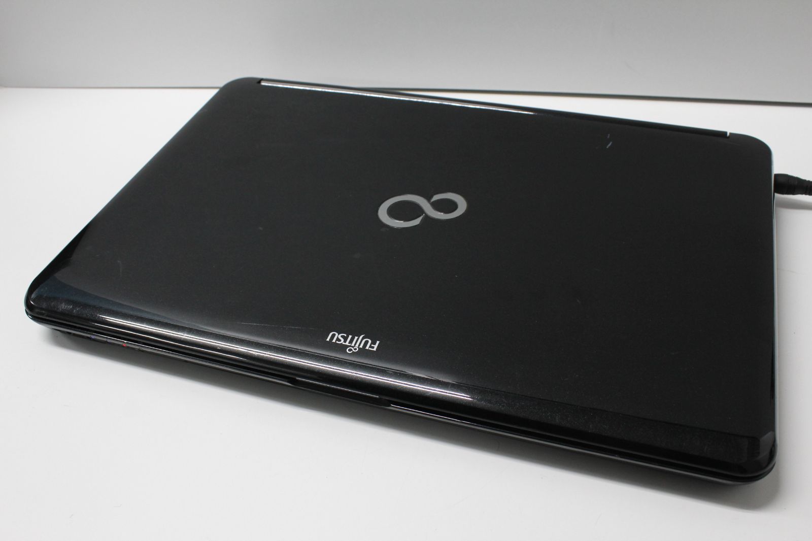 中古】富士通 LIFEBOOK i7/SSD512GB/8GB Cランク - メルカリ