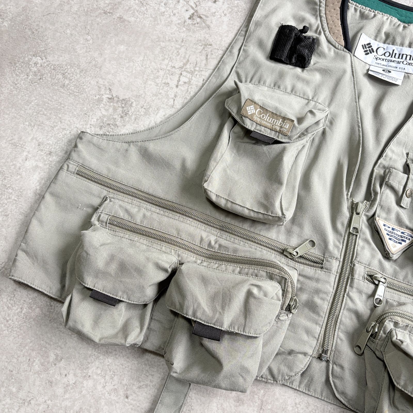 90s Columbia ” PFG ” Fishing Vest コロンビア ” PFG ” フィッシング