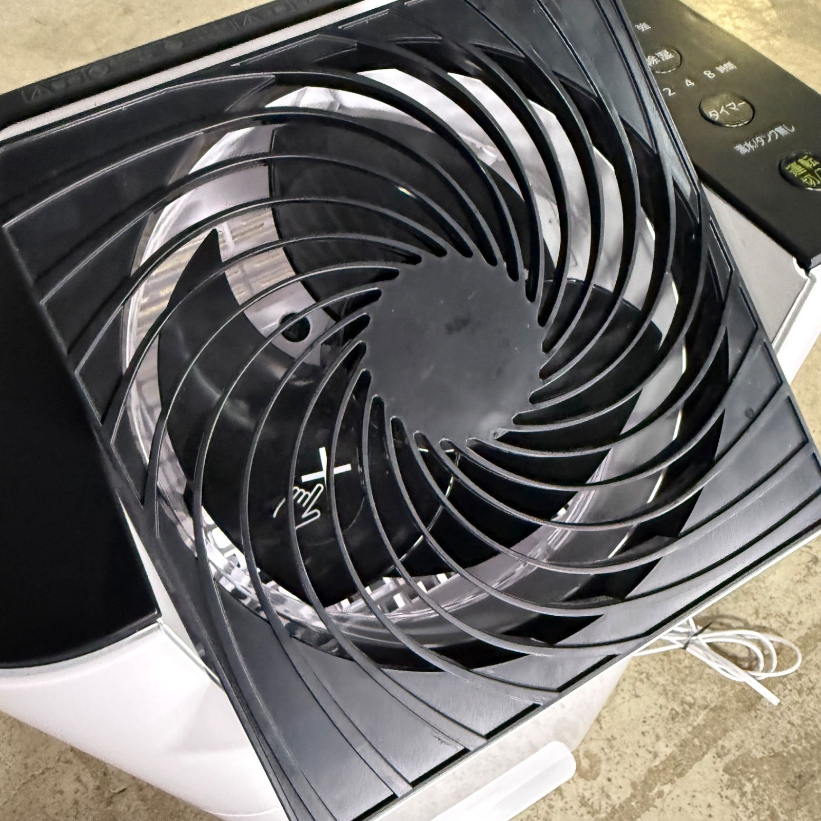 アイリスオーヤマ 除湿機 IJJD-150-W 2025年製【美品】 アイリスオーヤマ 衣類乾燥除湿機 ijd-150 2025年製 【公式通販】