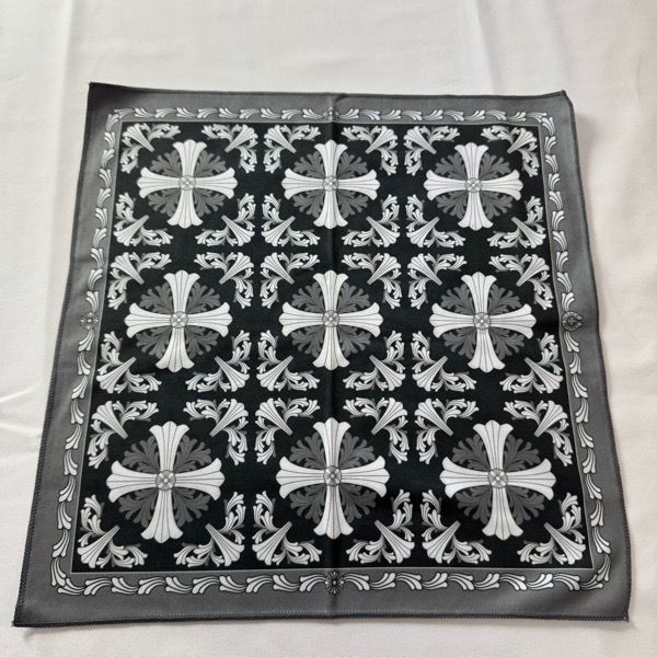 売り切り価格Chromhearts メガネケース メガネ拭き CHROME HEARTS/クロムハーツ CASE アイウェアケース/眼鏡ケース/総柄