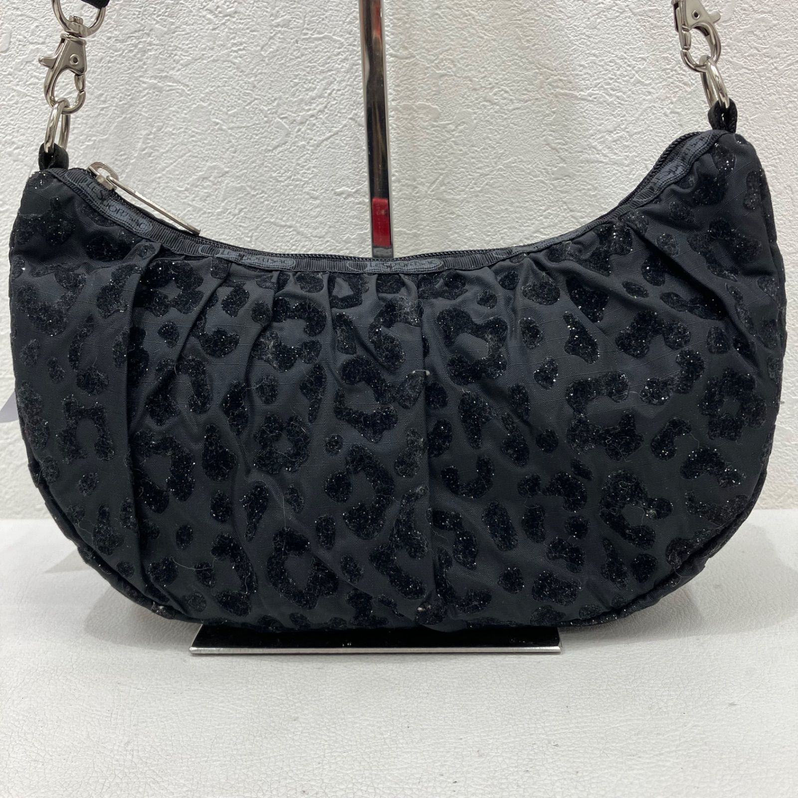 1351 LeSportsac レスポートサック ショルダーバッグ 斜めがけ 紐調節 