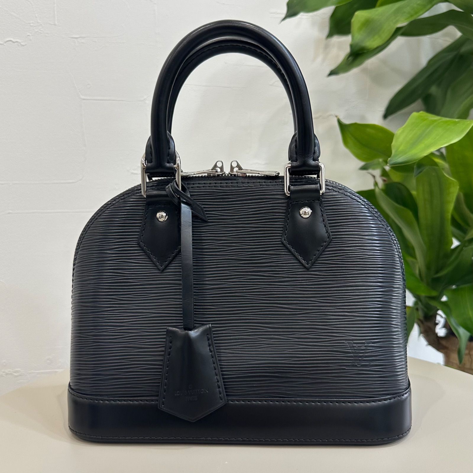極美品】ルイヴィトンLV アルマBB エピ ブラック ハンドバッグ