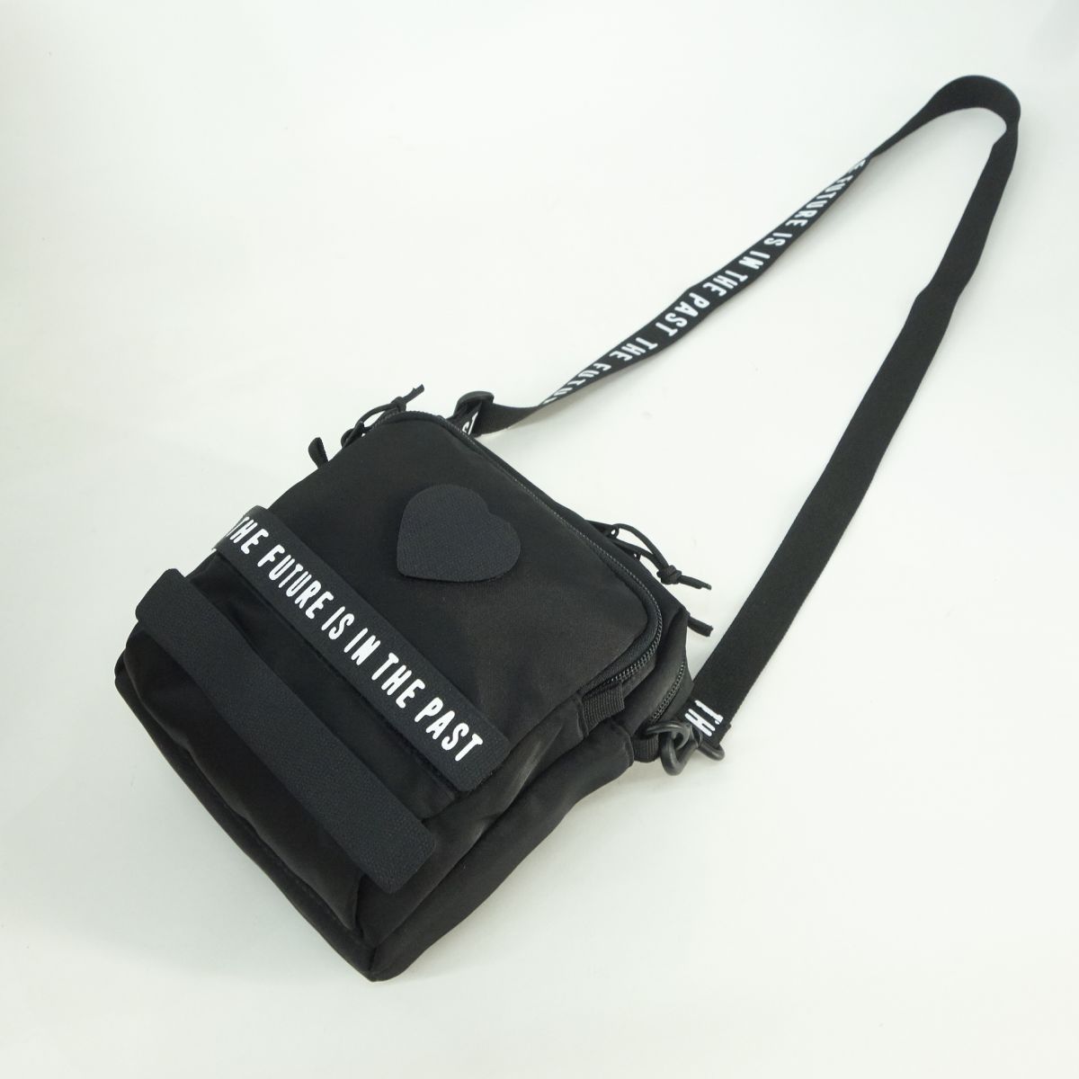 HUMAN MADE ヒューマンメイド MILITARY POUCH LARGE ショルダーバッグ 