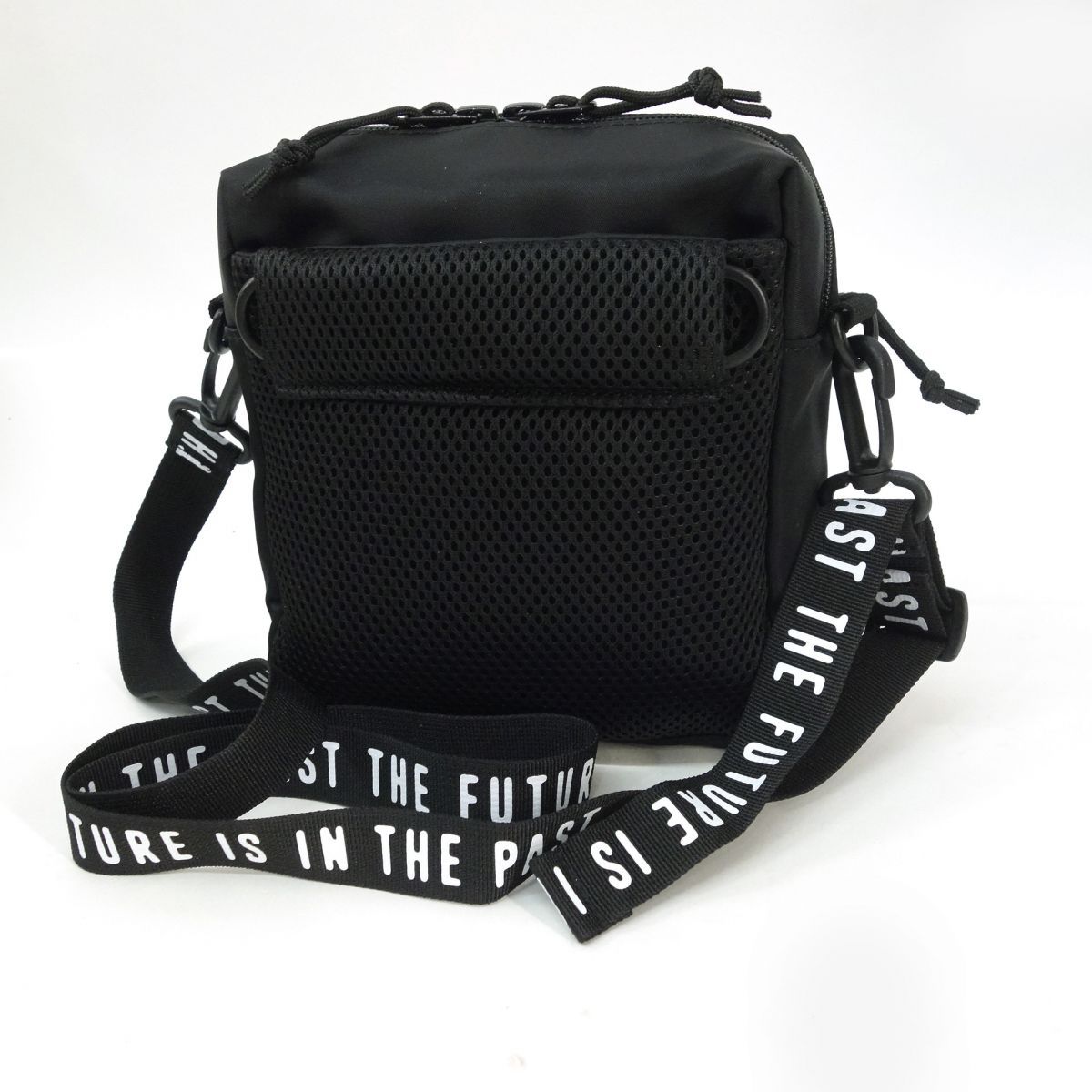 HUMAN MADE ヒューマンメイド MILITARY POUCH LARGE ショルダーバッグ 