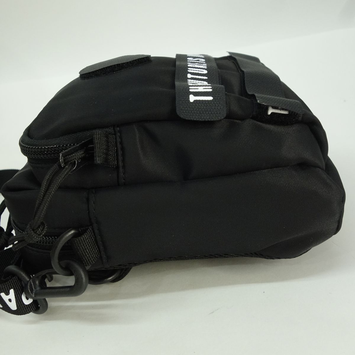 HUMAN MADE ヒューマンメイド MILITARY POUCH LARGE ショルダーバッグ 