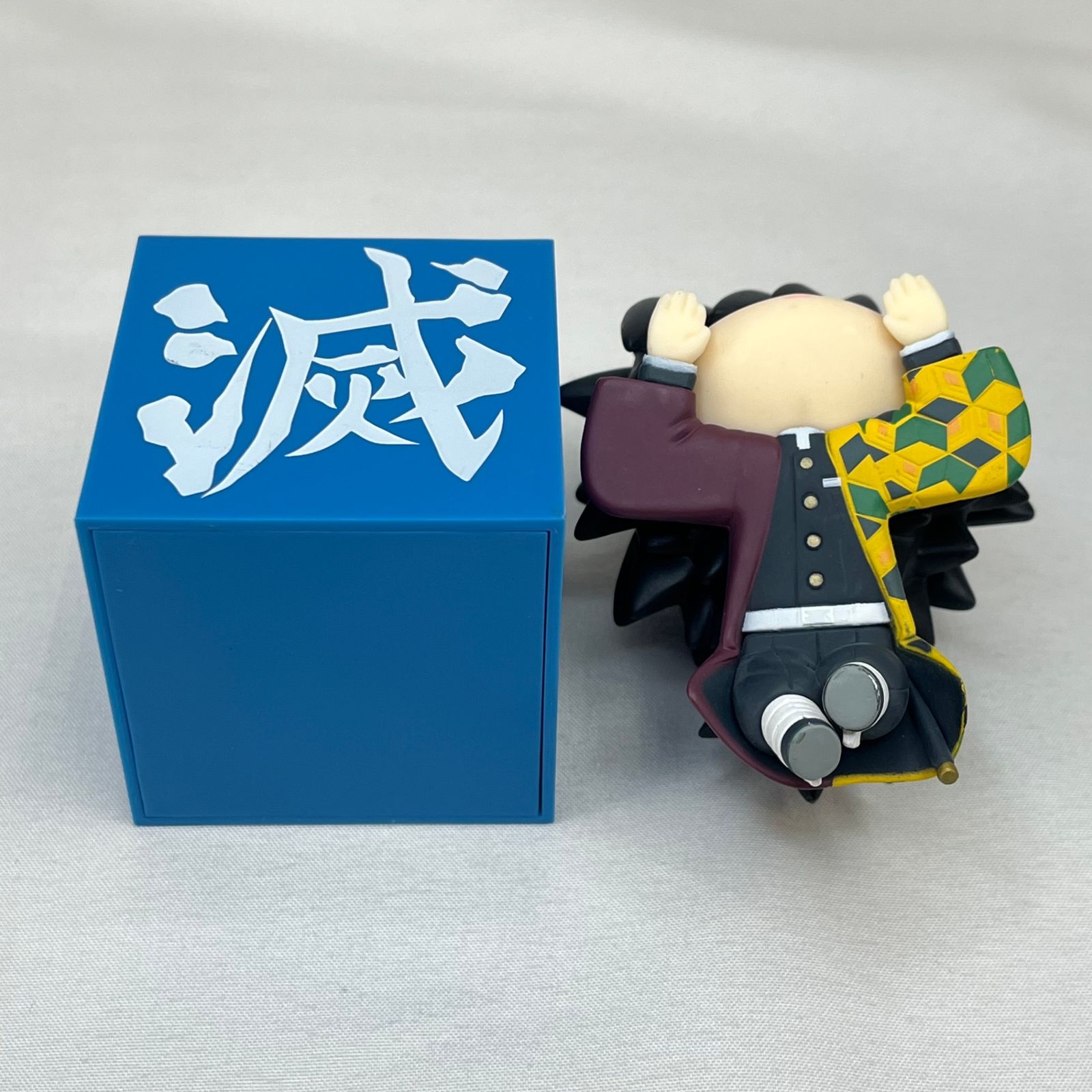 冨岡義勇 ひっかけフィギュア-柱3- 「鬼滅の刃」 フィギュア 箱なし 