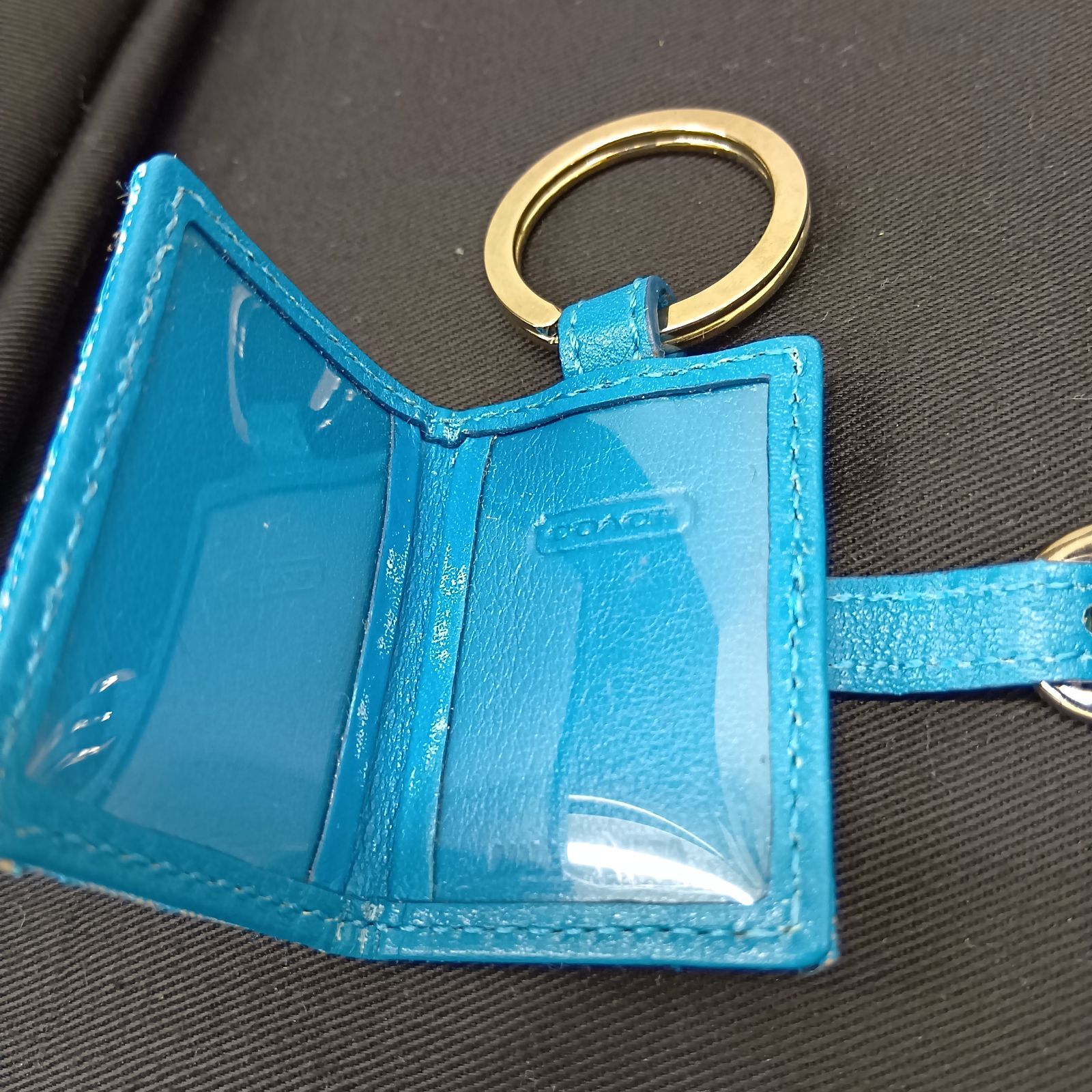 COACH フォトキーホルダー 手帳型 フォトフレーム キーホルダー コーチ