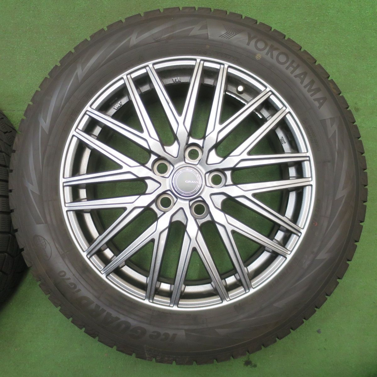 バリ溝！24年！キレイ！9.5分☆40系 アルファード 等 225/60R18 