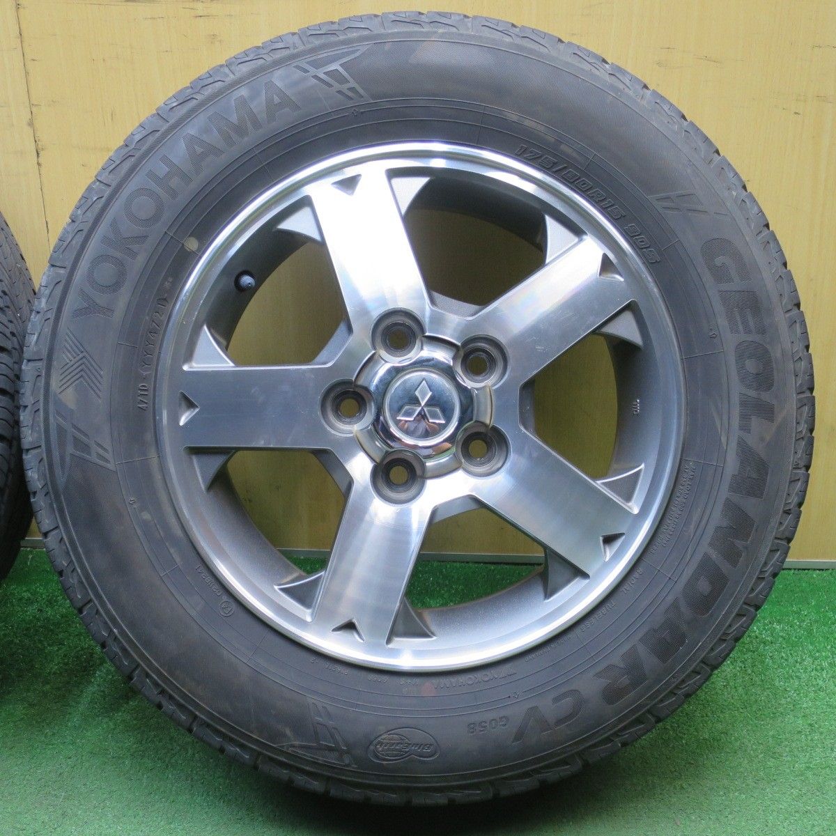 バリ溝！8.5分☆三菱 パジェロ ミニ 純正 175/80R15 ヨコハマ