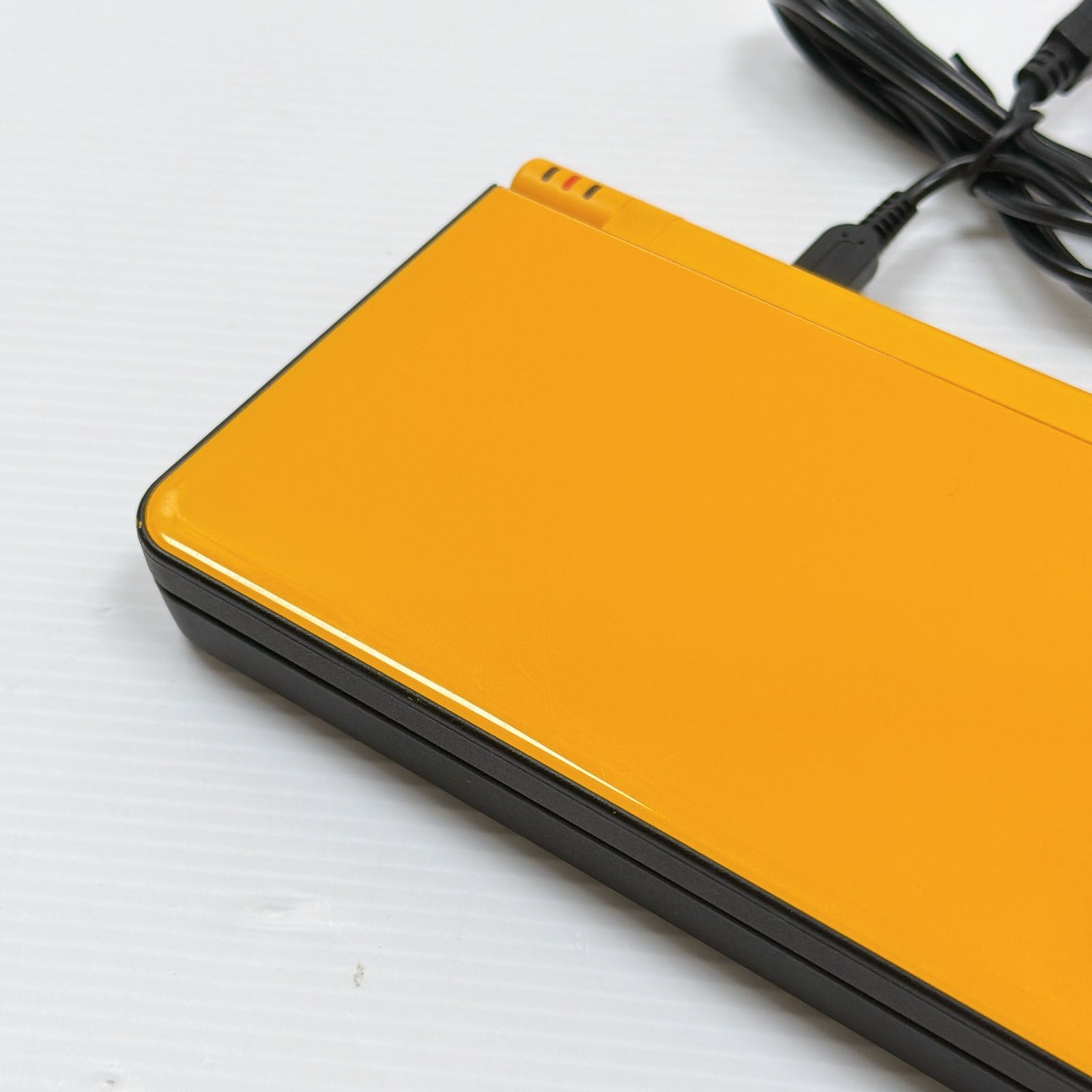 ニンテンドー DSiLL イエロー 遊べるセット 動作確認済み Nintendo ds