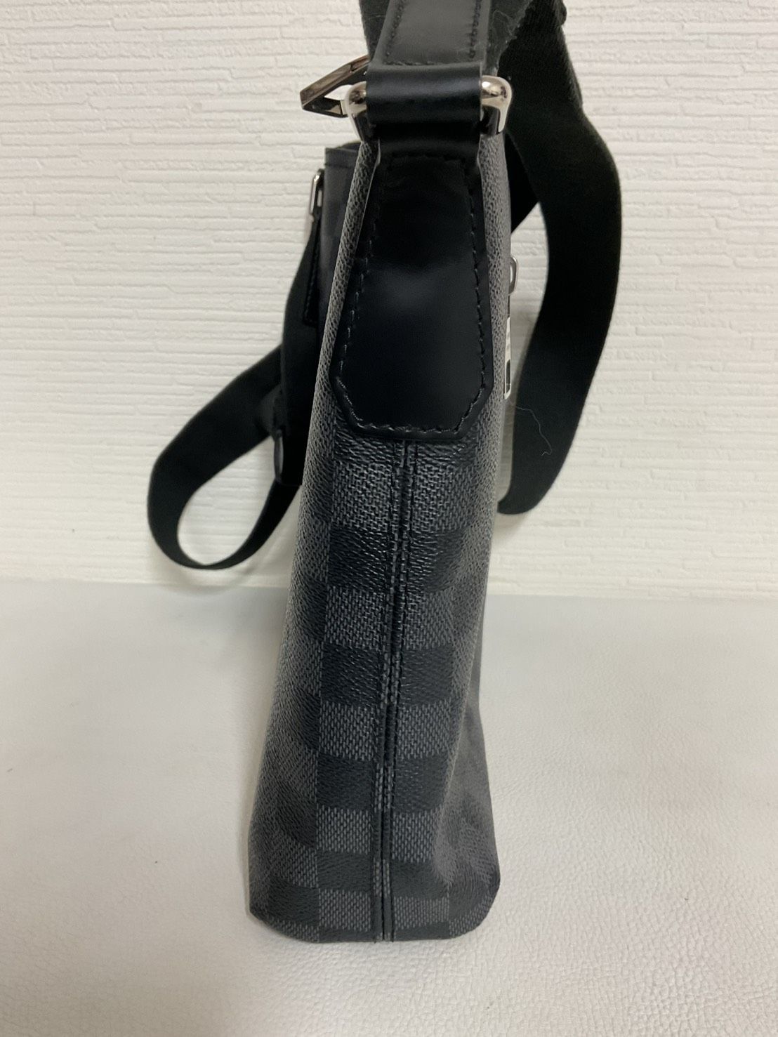 Buy from Japan Easily