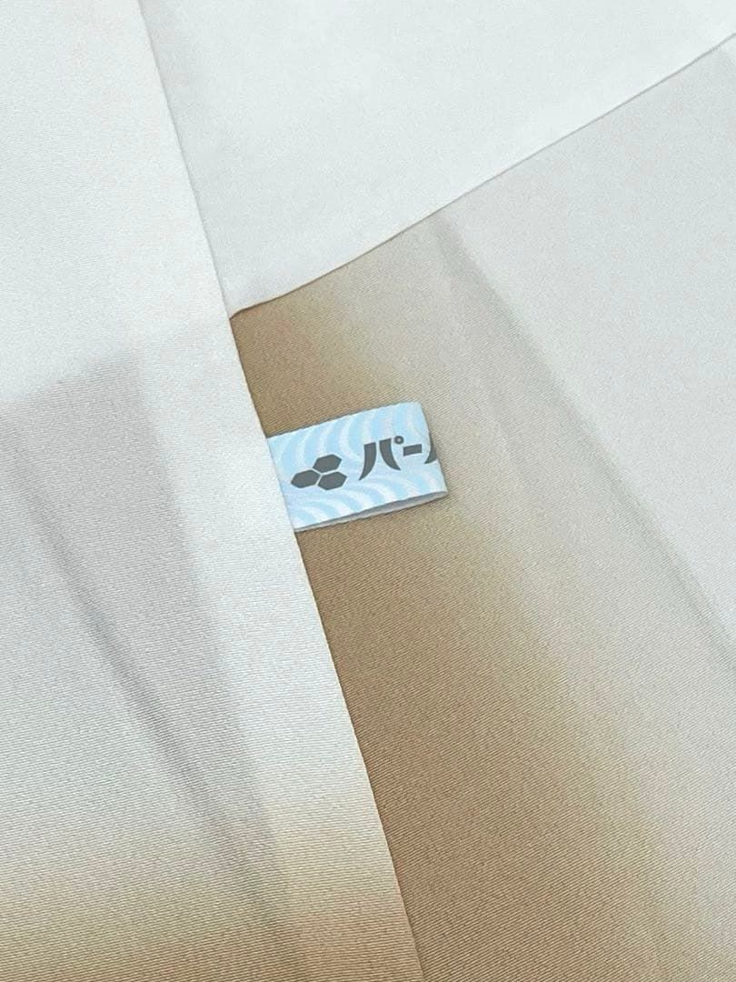 色無地 紋意匠 正絹 躾糸付き パールトーン加工済 A276 - メルカリ