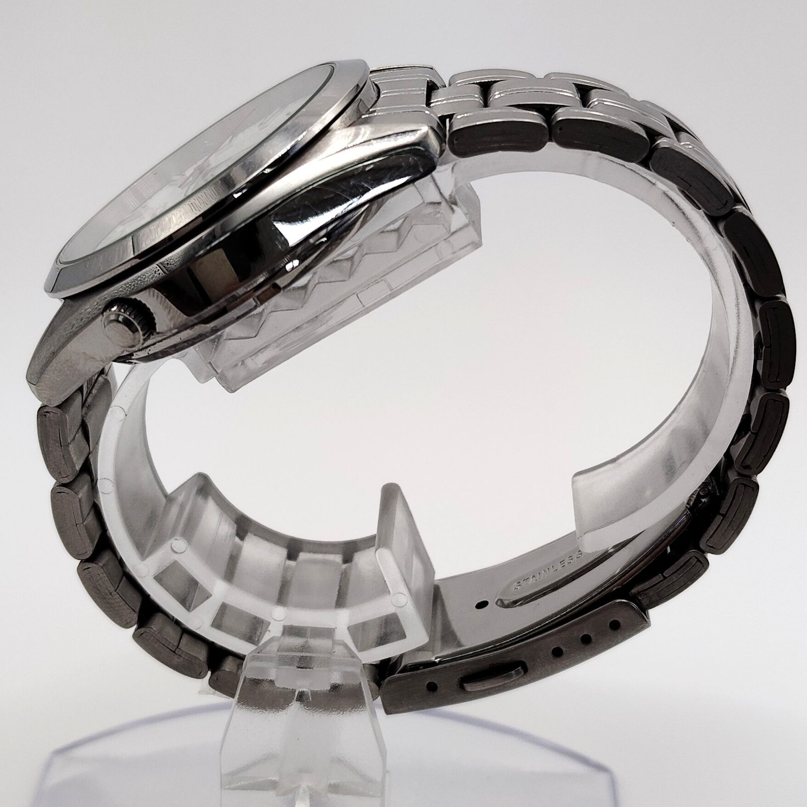  稼働品 セイコー セイコー5 7S26-03B0 自動巻 ホワイト デイデイト メンズ 通勤 仕事 ビジネス スーツ フォーマル お洒落 社会人 大人 上品 感 落ち着き クラシック モダン プレゼント ギフト 記念日 誕生日 父の日 営業 A126 薄手ニット 自動巻き時計 腕時計(アナログ)